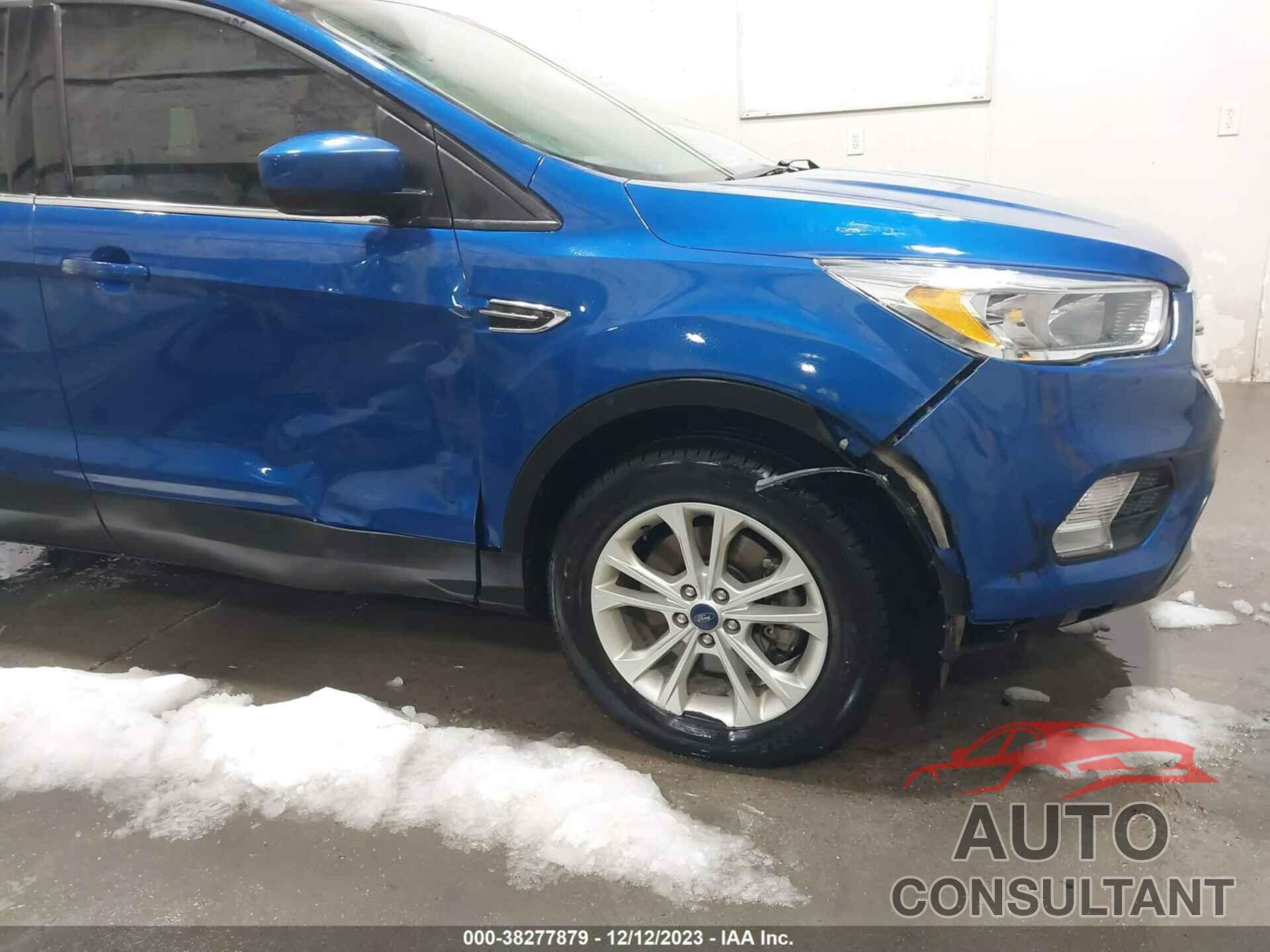 FORD ESCAPE 2018 - 1FMCU9GD2JUD51741