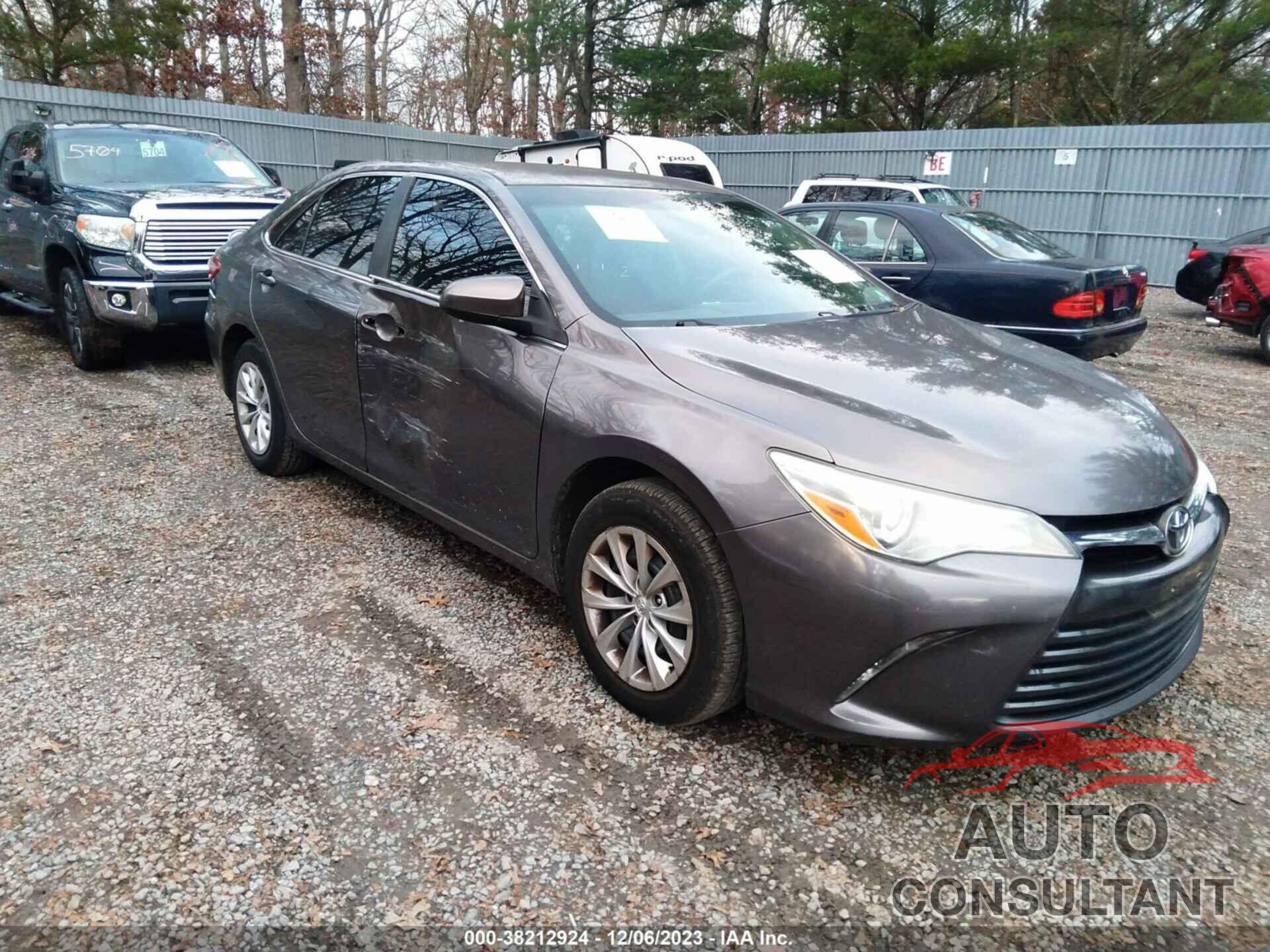 TOYOTA CAMRY 2015 - 4T1BF1FK4FU915937