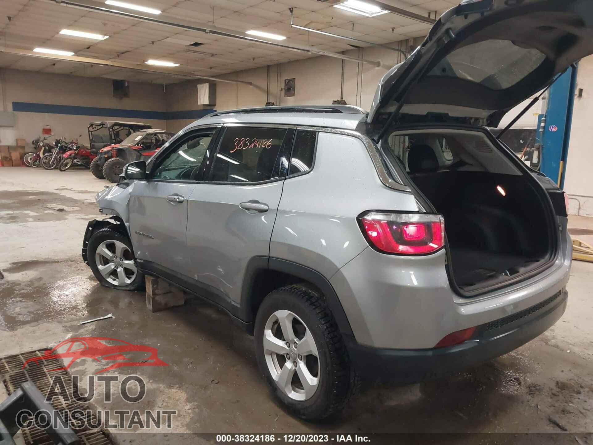 JEEP COMPASS 2019 - 3C4NJDBB2KT656313
