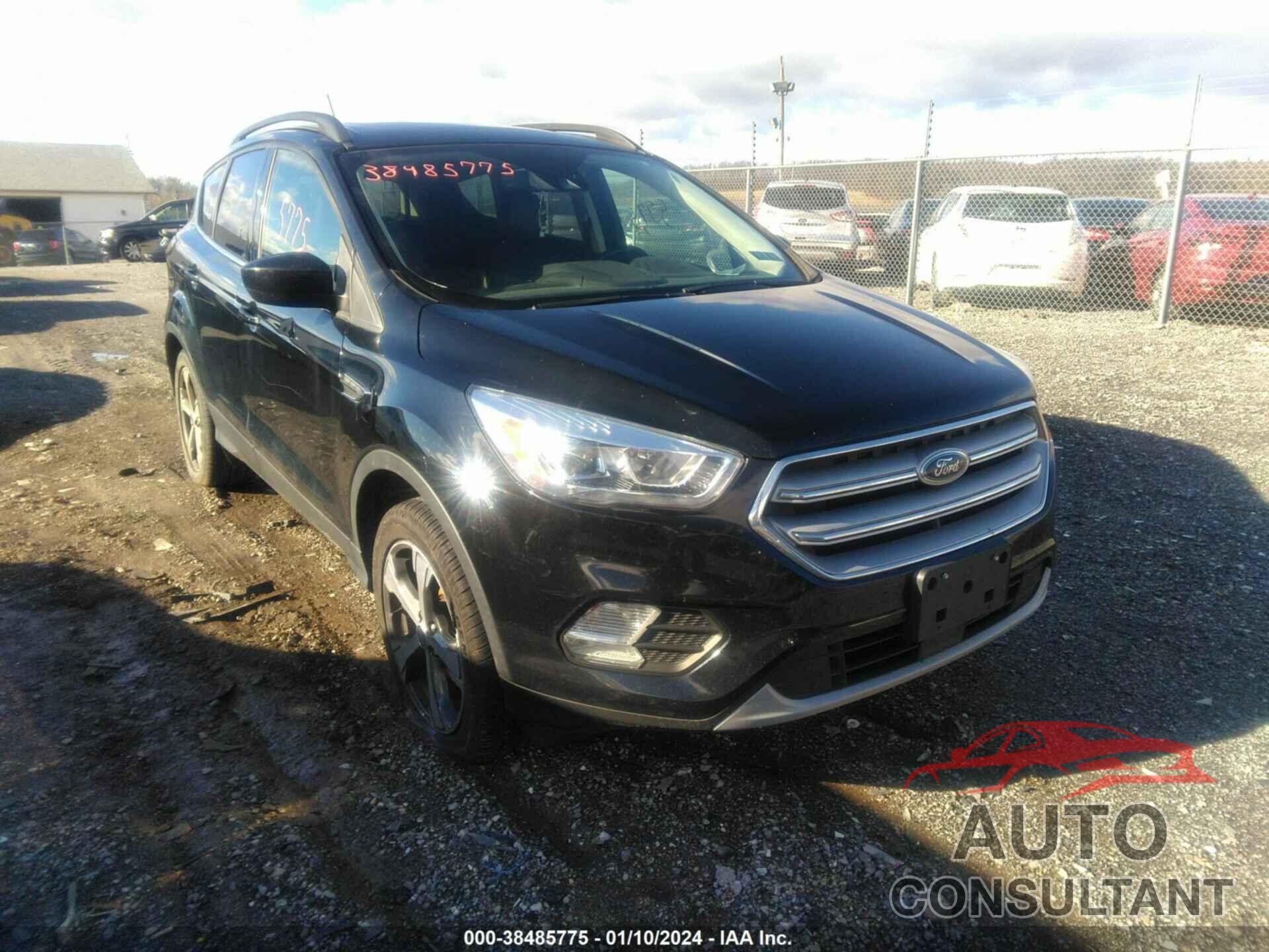FORD ESCAPE 2018 - 1FMCU0HD6JUC54231