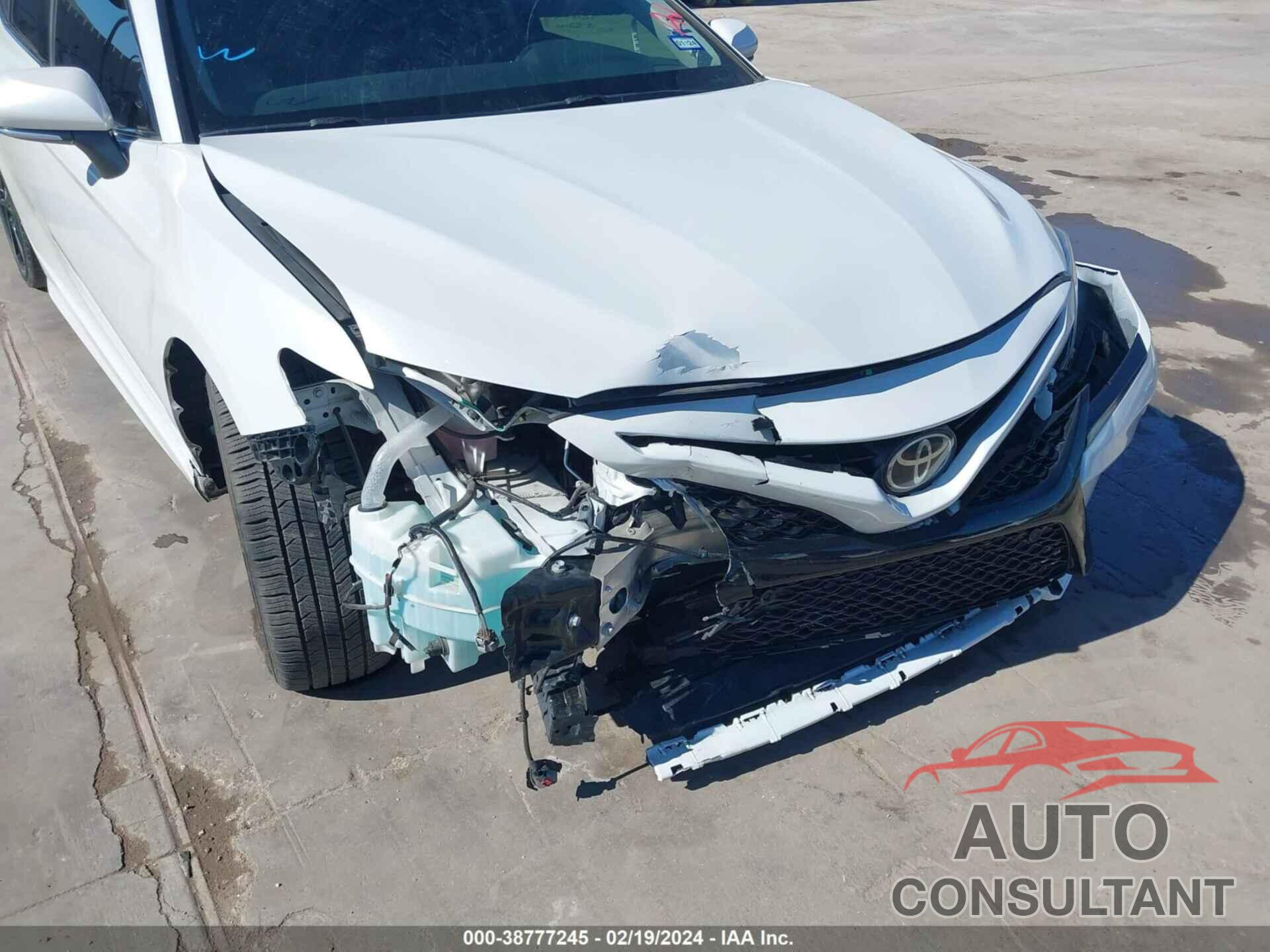 TOYOTA CAMRY 2018 - 4T1B61HKXJU053278