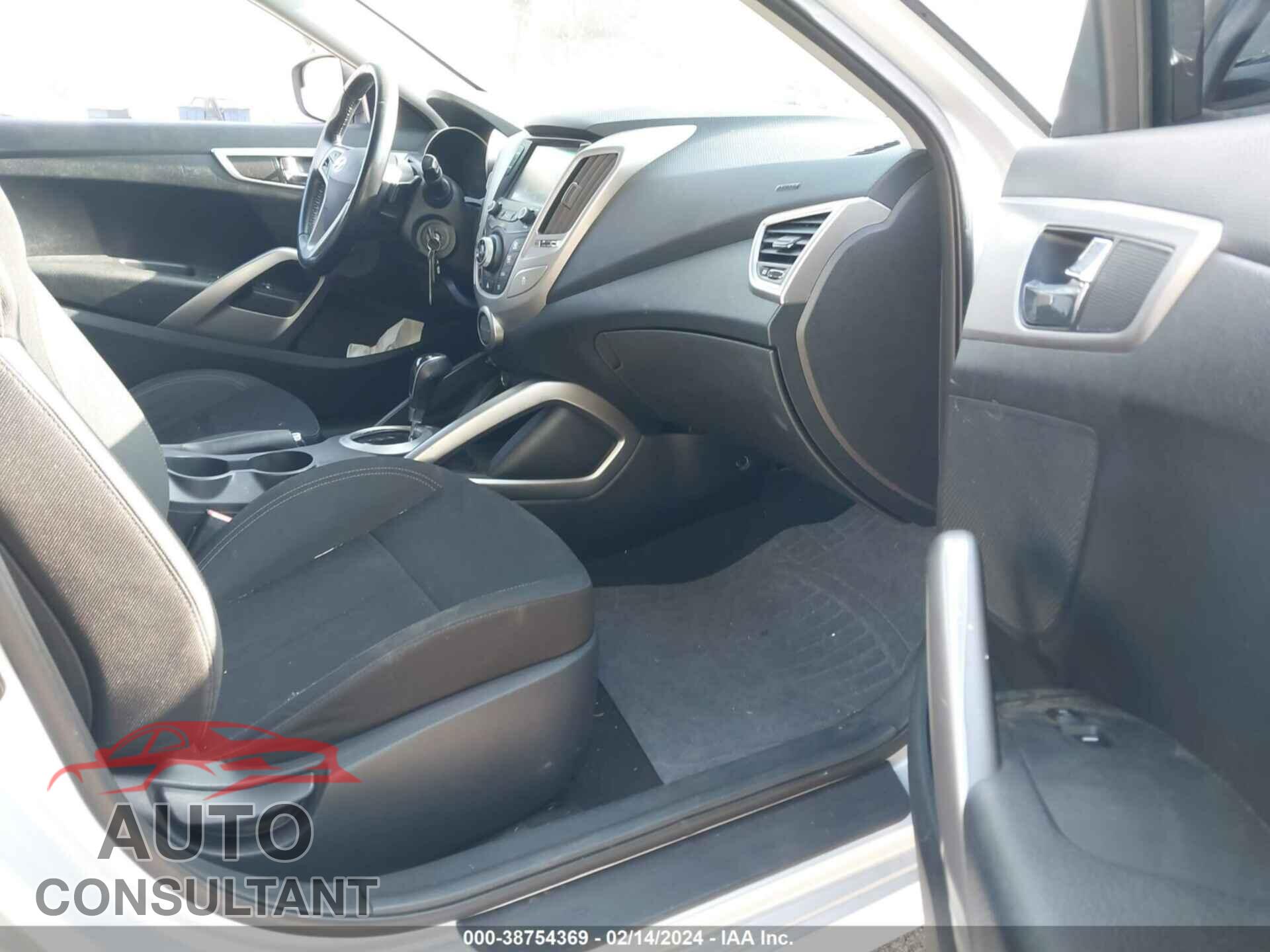 HYUNDAI VELOSTER 2017 - KMHTC6AD9HU309328