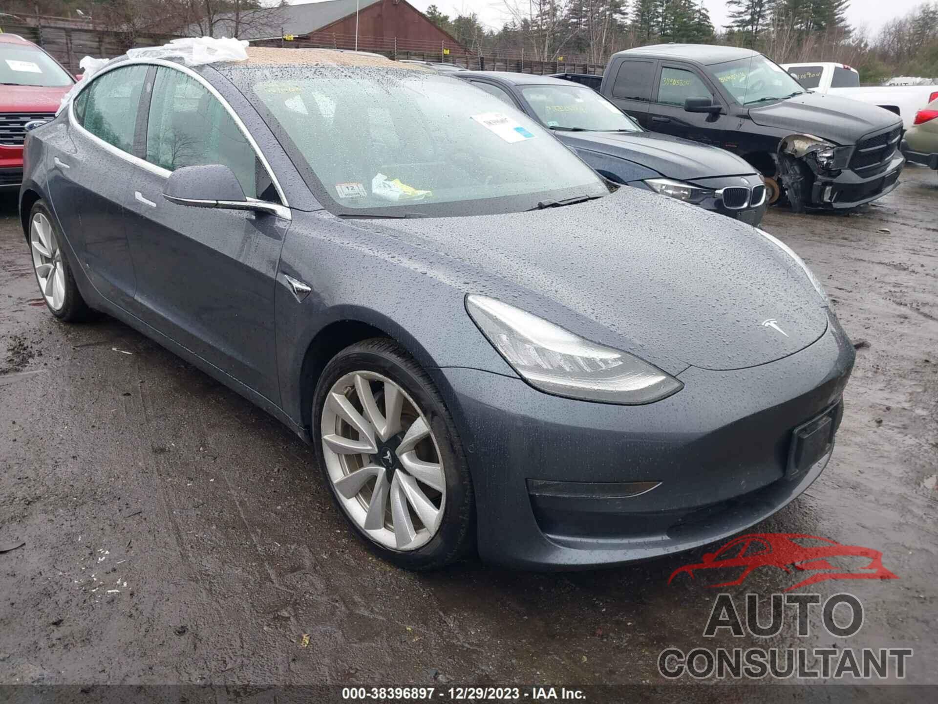 TESLA MODEL 3 2018 - 5YJ3E1EB2JF087109