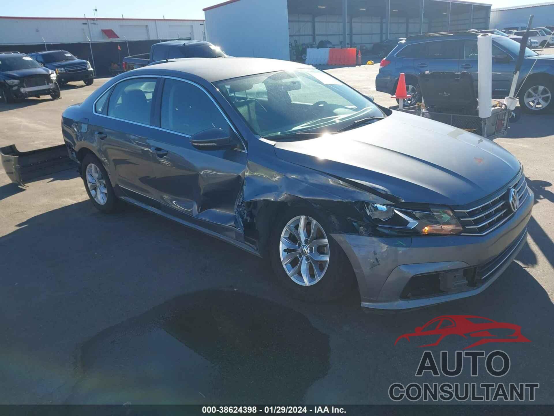 VOLKSWAGEN PASSAT 2016 - 1VWAT7A38GC009080