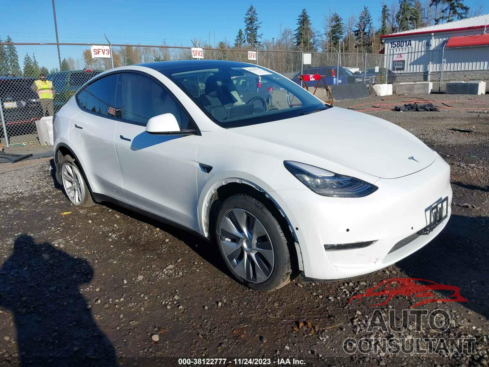 TESLA MODEL Y 2021 - 5YJYGAEE6MF286307