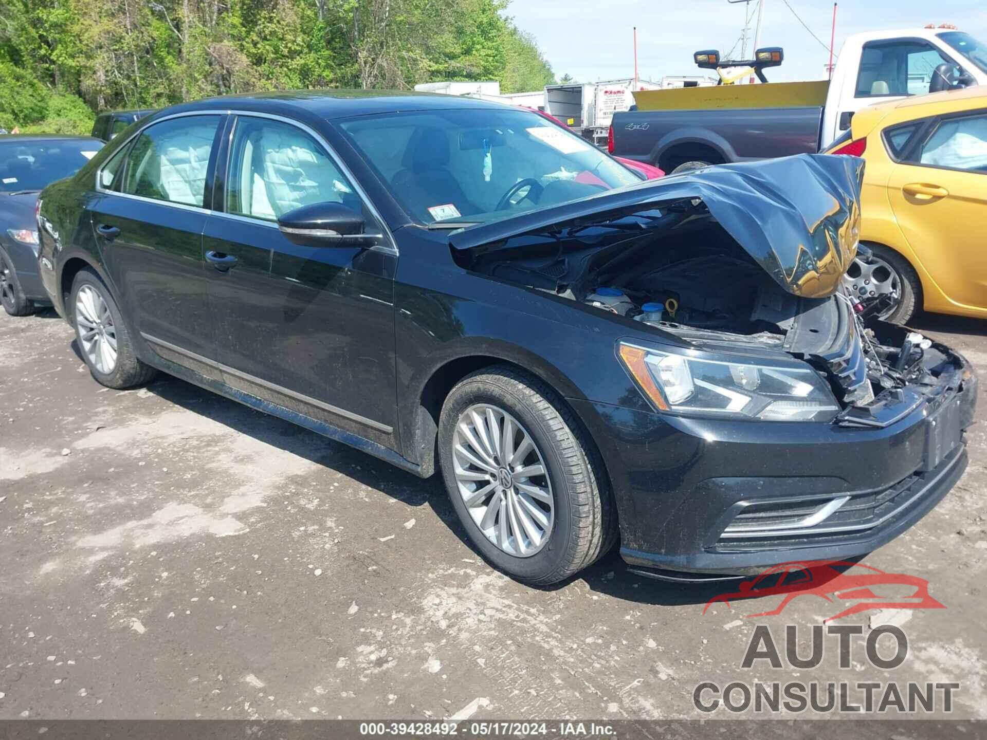 VOLKSWAGEN PASSAT 2016 - 1VWBT7A31GC035234