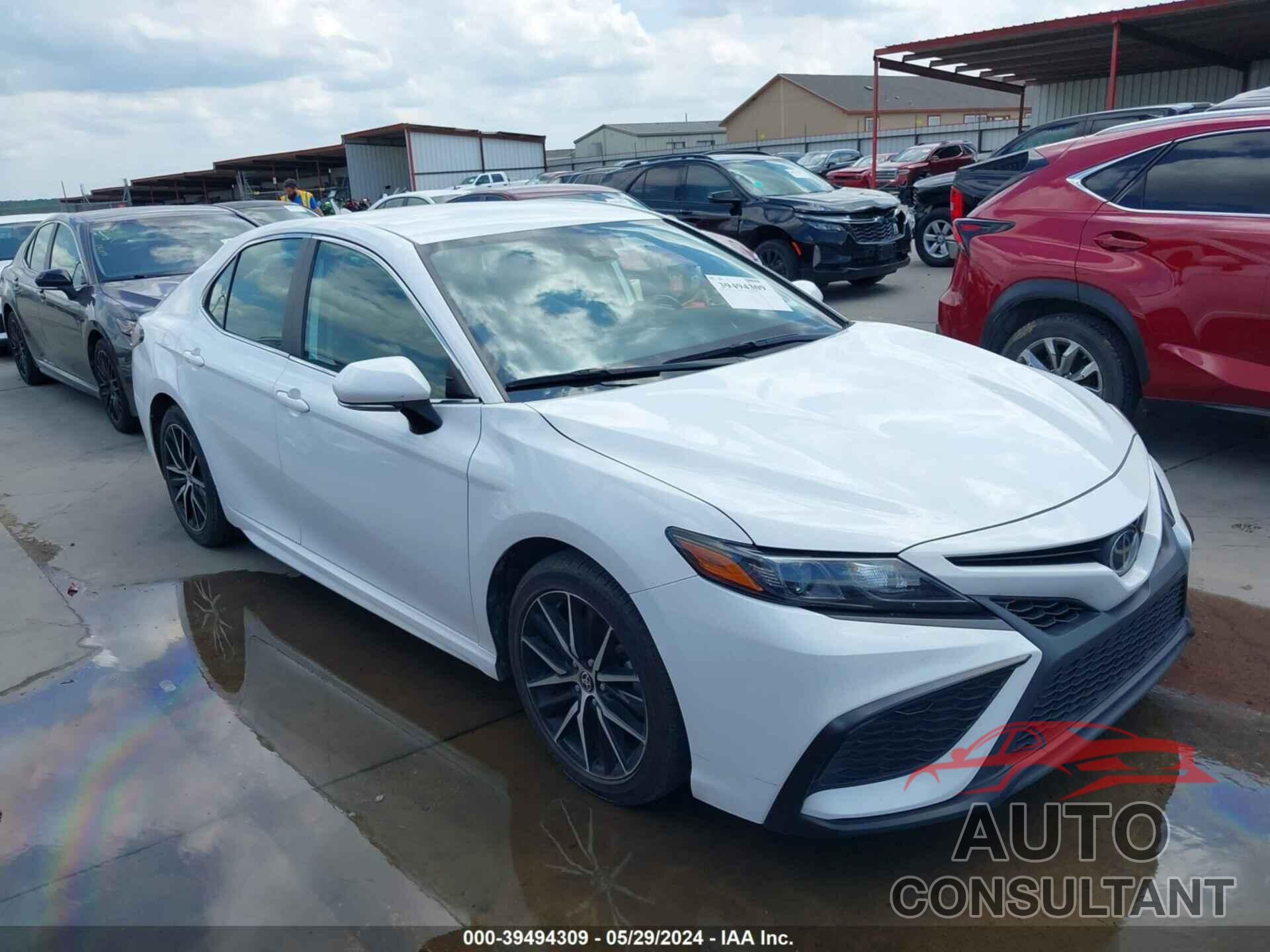 TOYOTA CAMRY 2022 - 4T1G11AKXNU685797