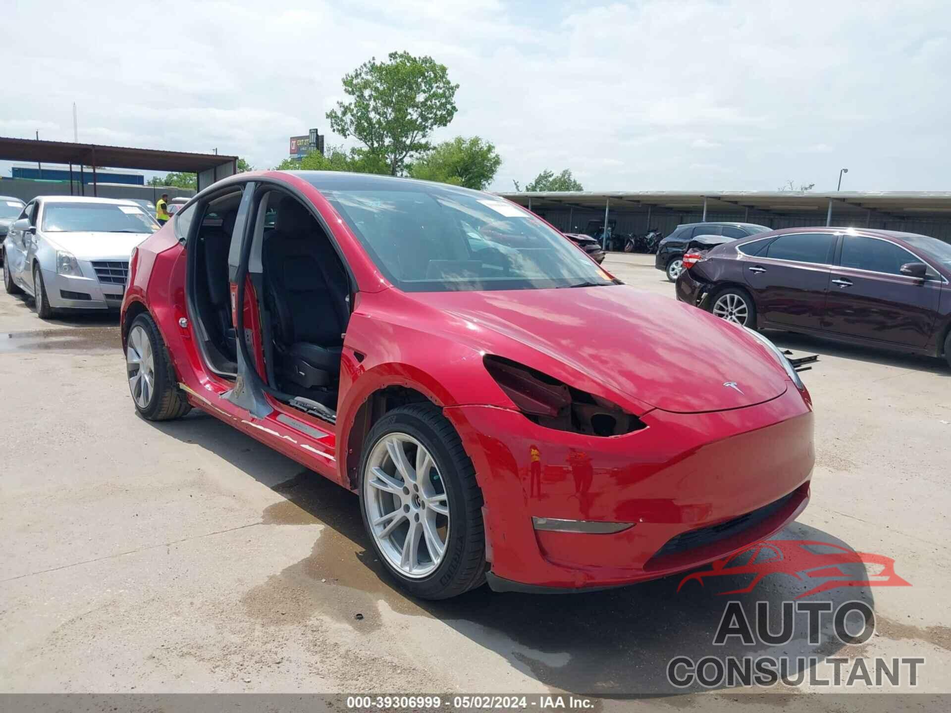 TESLA MODEL Y 2021 - 5YJYGAEE9MF235464