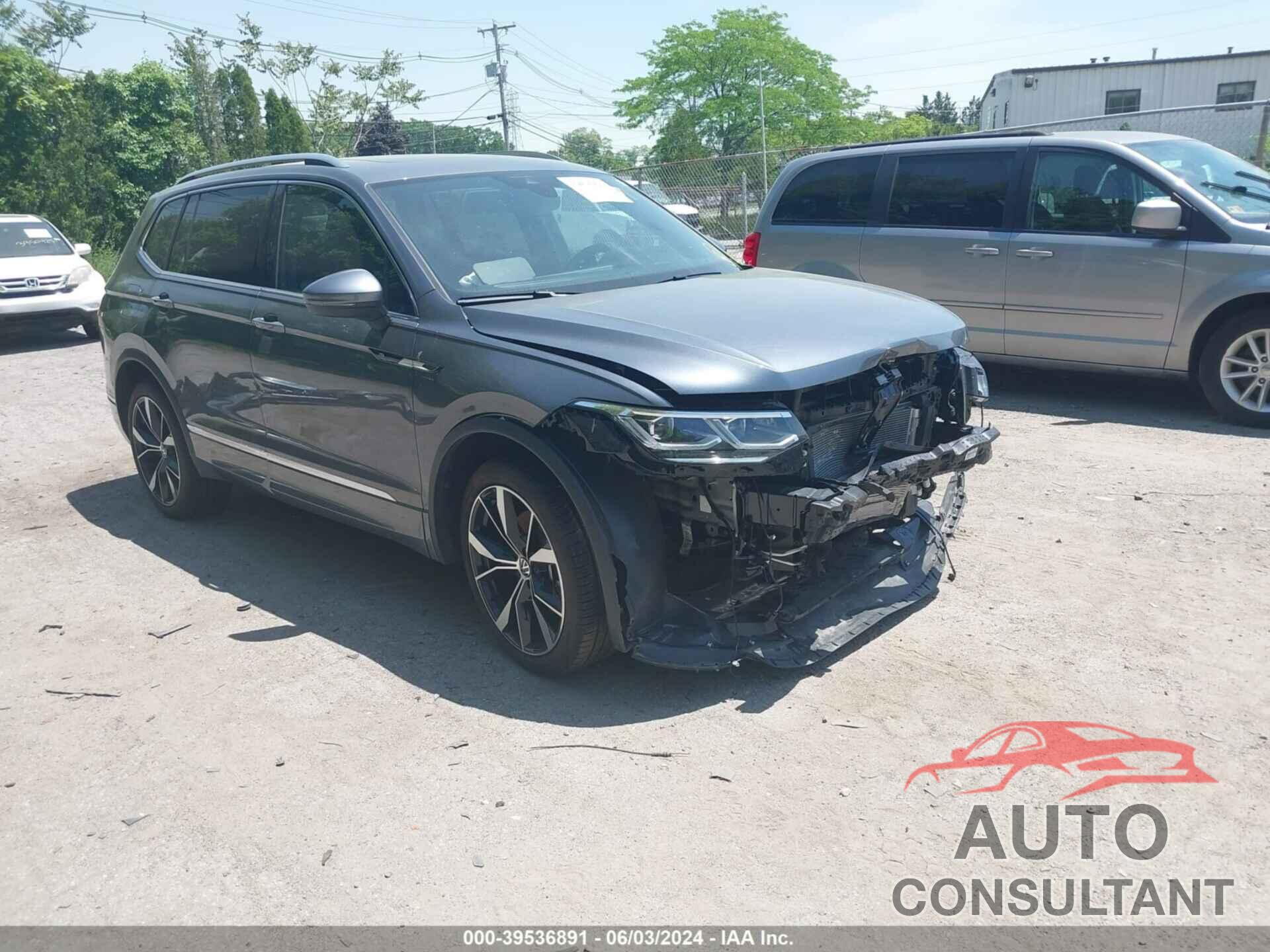 VOLKSWAGEN TIGUAN 2023 - 3VV4B7AX2PM127647