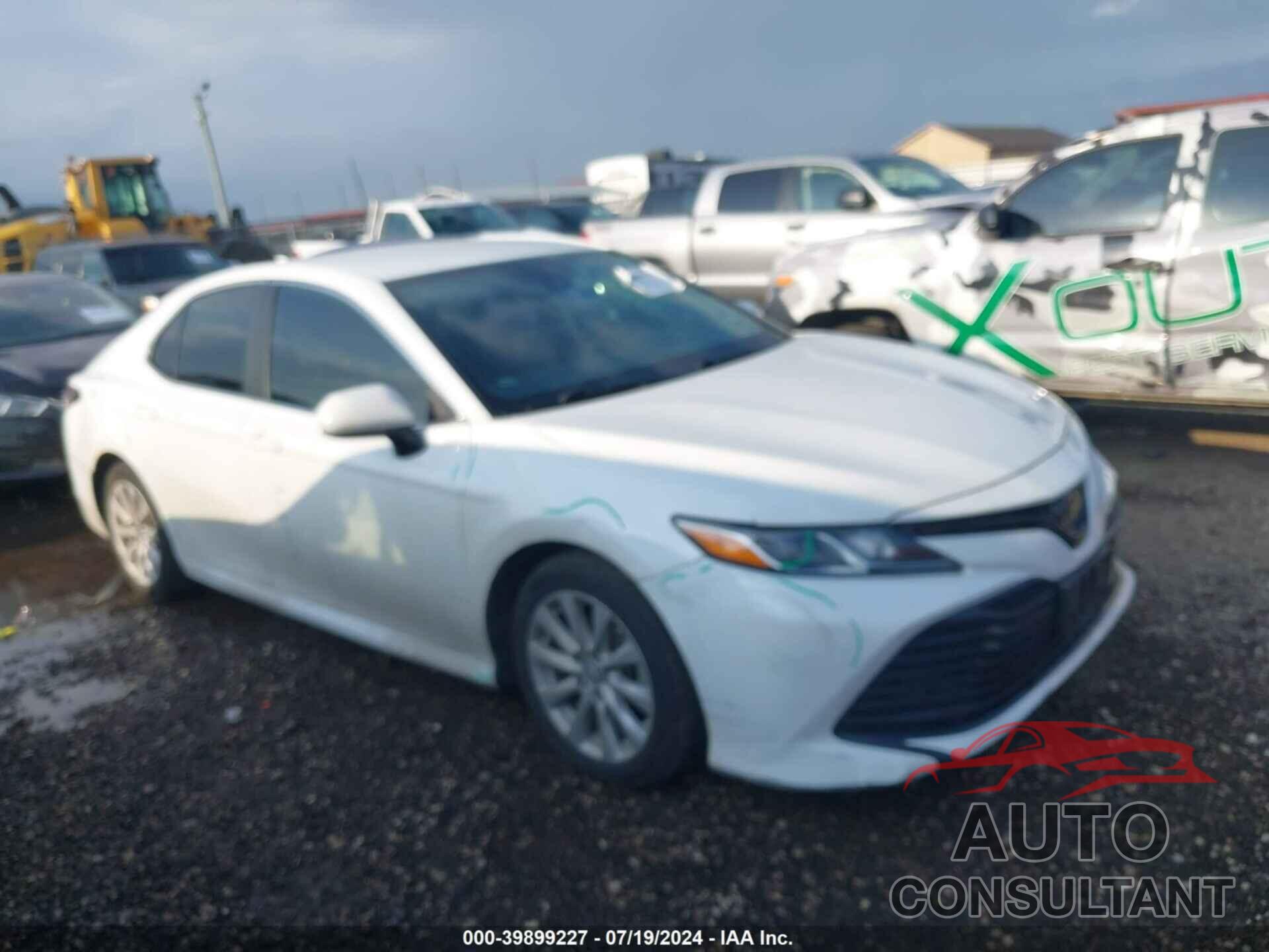 TOYOTA CAMRY 2019 - 4T1B11HK8KU845834