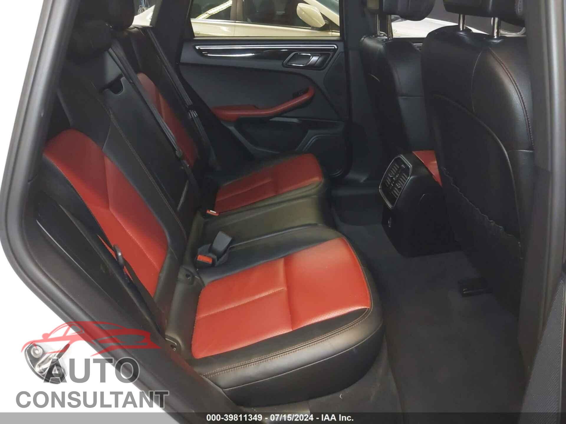 PORSCHE MACAN 2017 - WP1AA2A52HLB08832