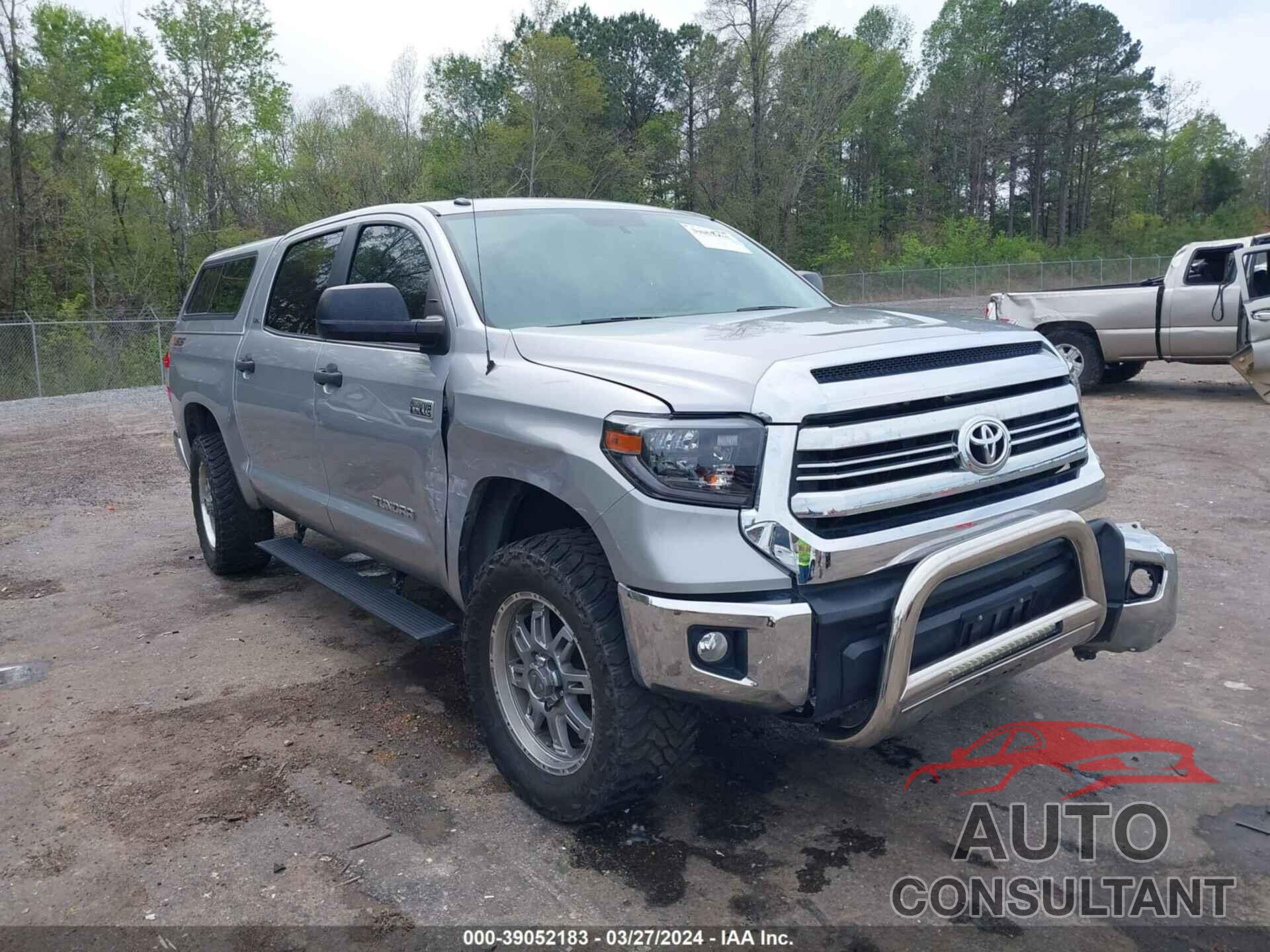 TOYOTA TUNDRA 2016 - 5TFDW5F17GX549757