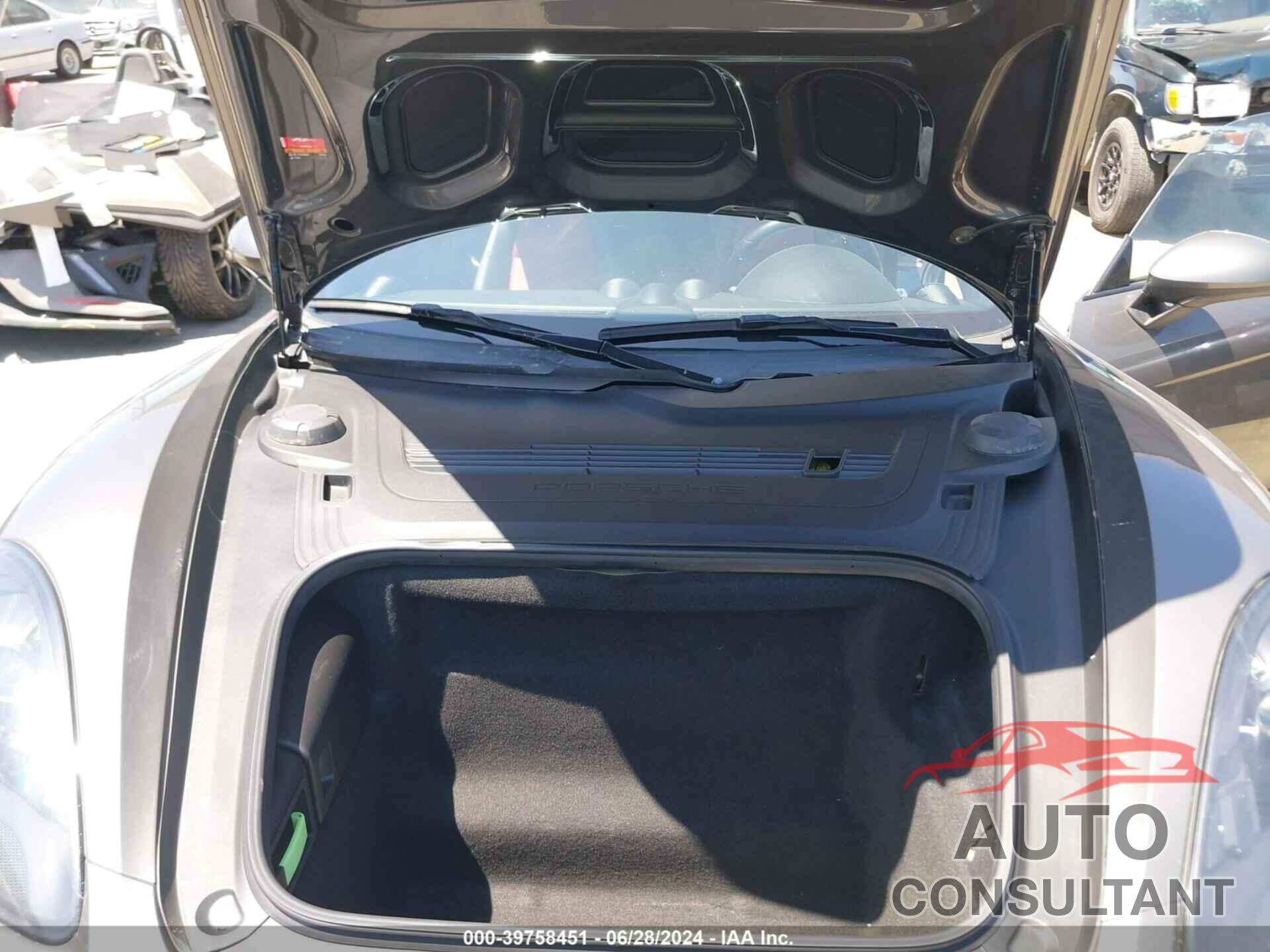 PORSCHE 718 CAYMAN 2019 - WP0AA2A8XKS260625