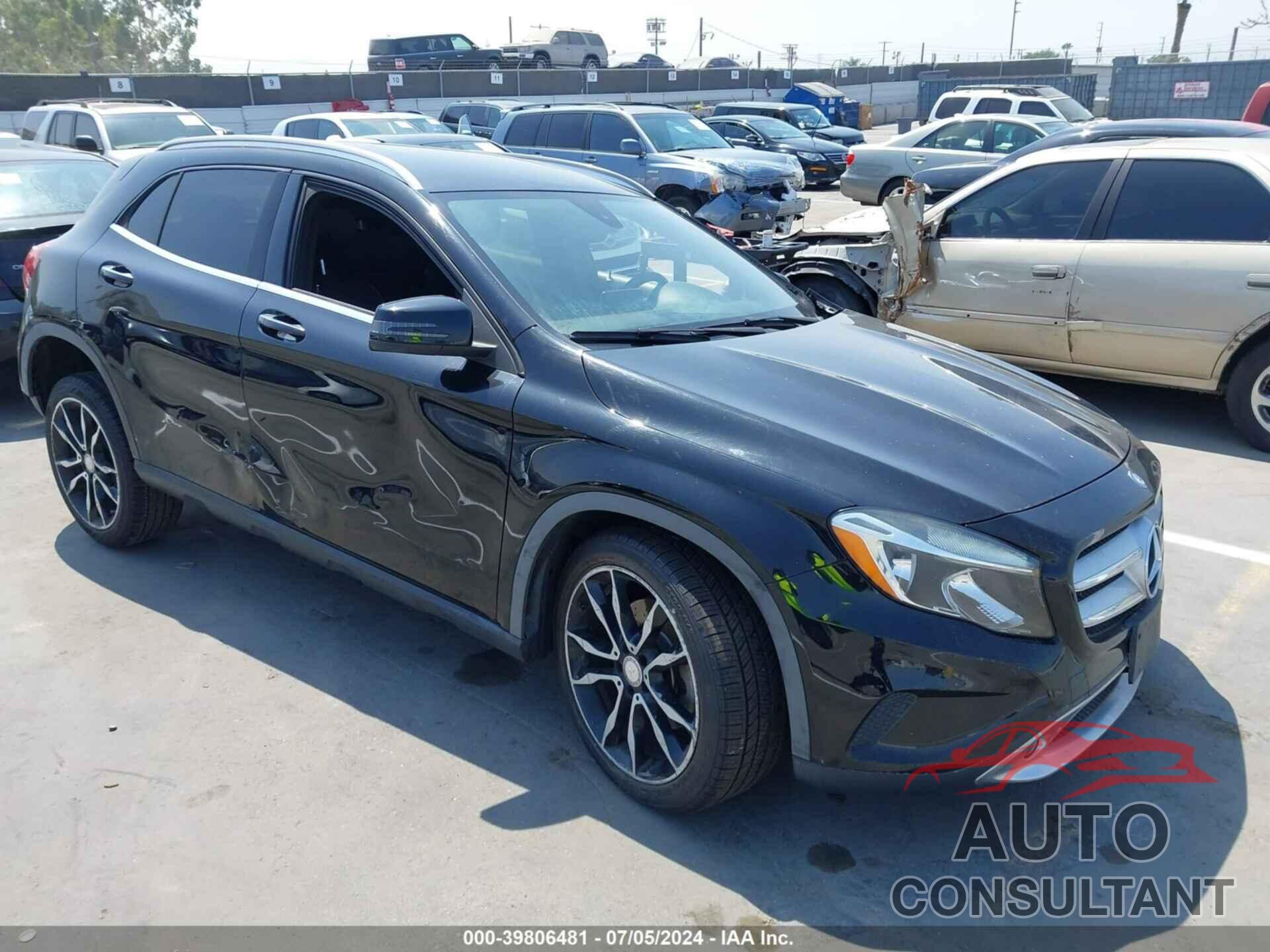MERCEDES-BENZ GLA 250 2016 - WDCTG4GB4GJ253635