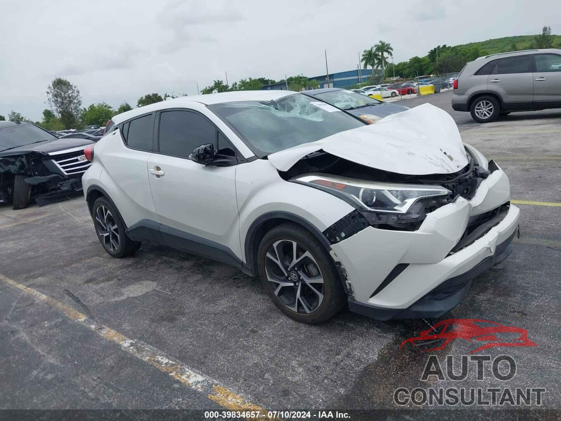 TOYOTA C-HR 2018 - NMTKHMBX1JR053869