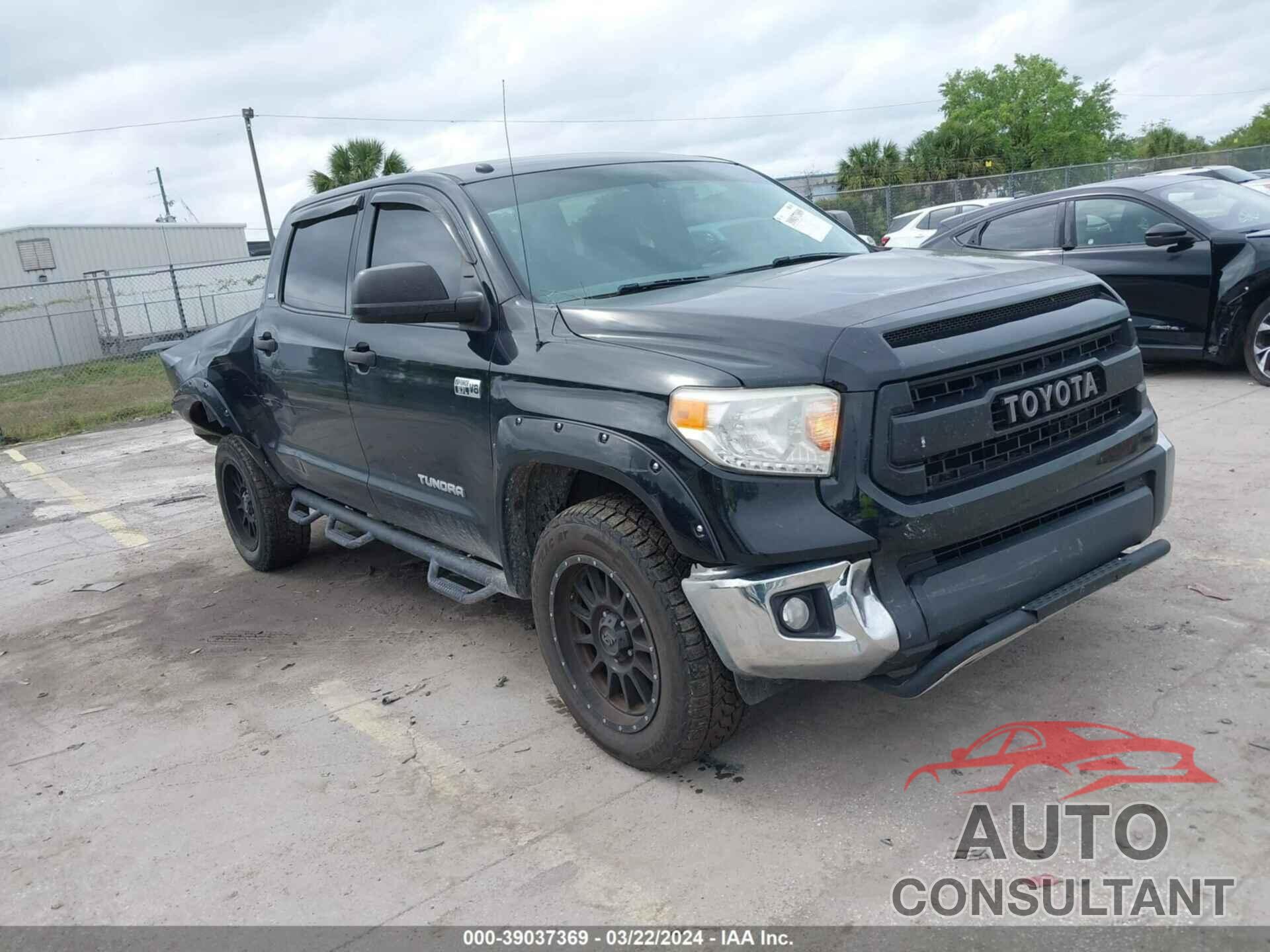 TOYOTA TUNDRA 2016 - 5TFDW5F12GX548550