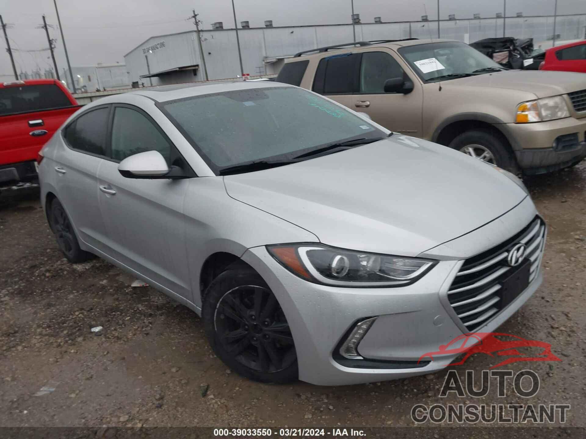 HYUNDAI ELANTRA 2018 - KMHD84LF1JU520392