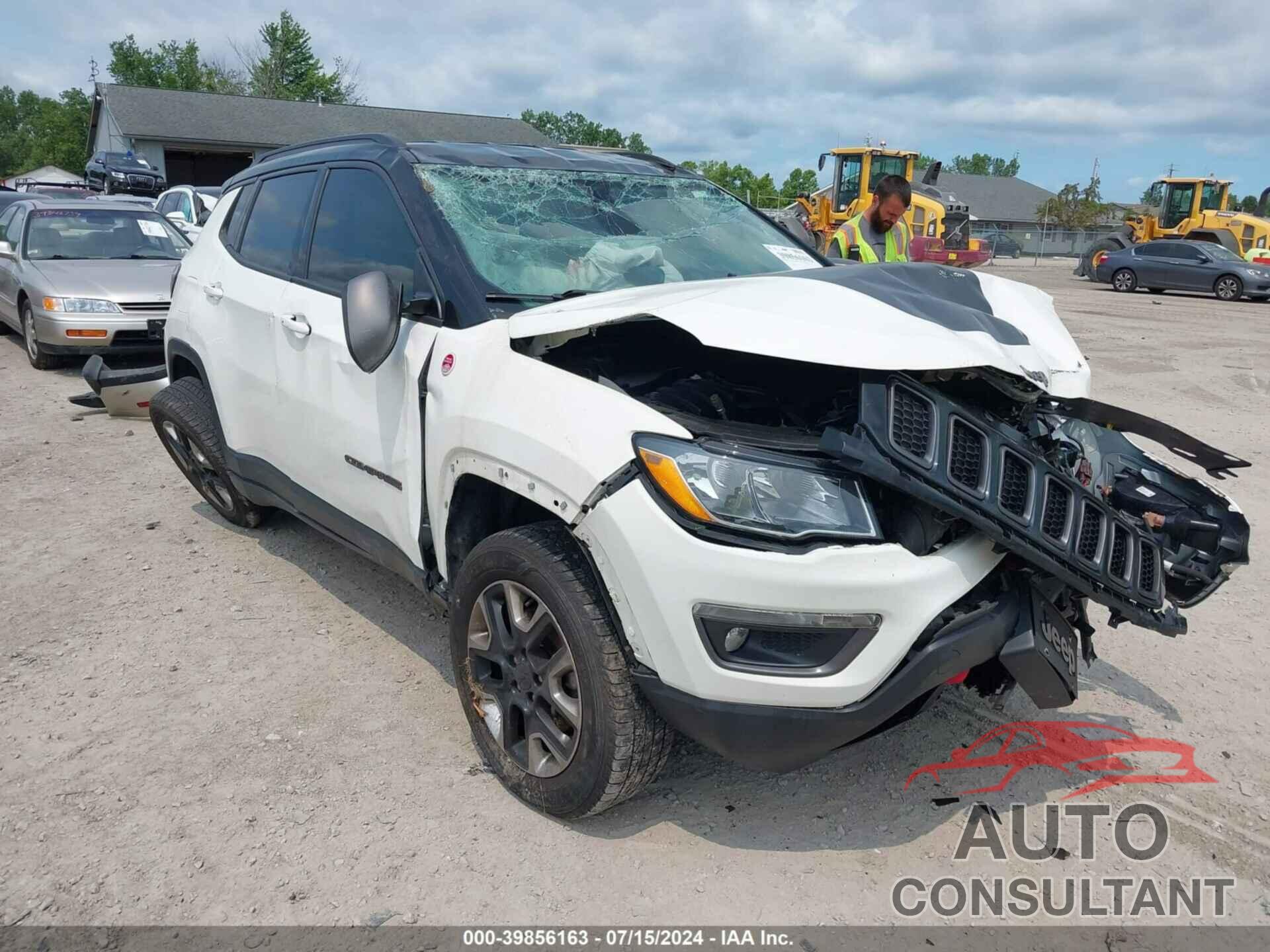 JEEP COMPASS 2018 - 3C4NJDDB0JT451228