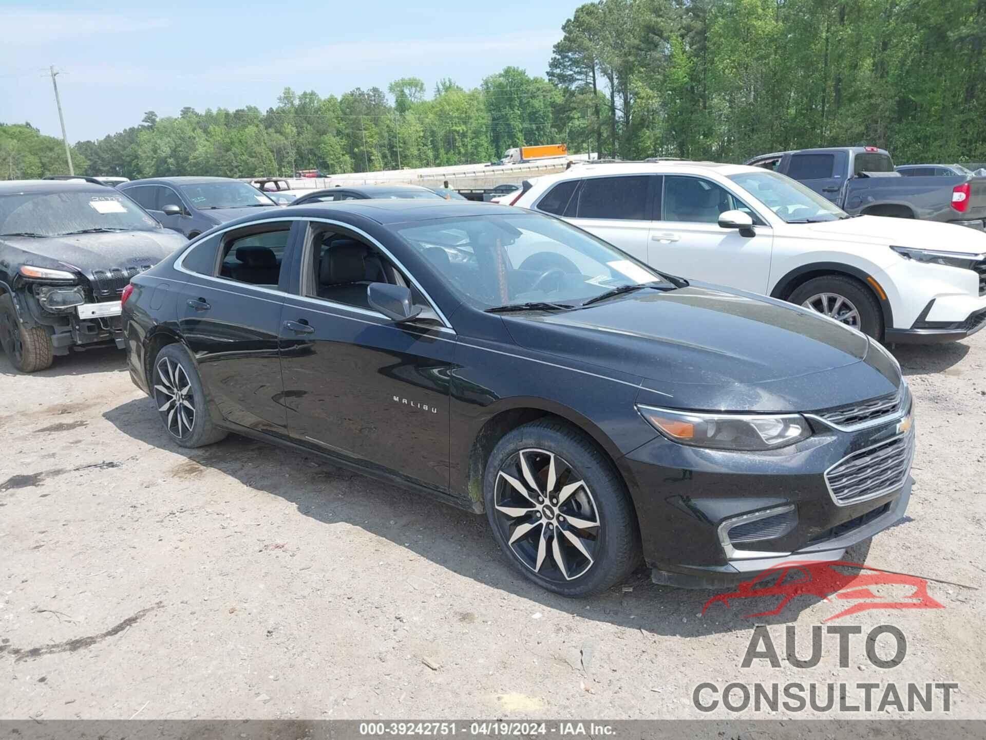 CHEVROLET MALIBU 2018 - 1G1ZD5ST0JF217104
