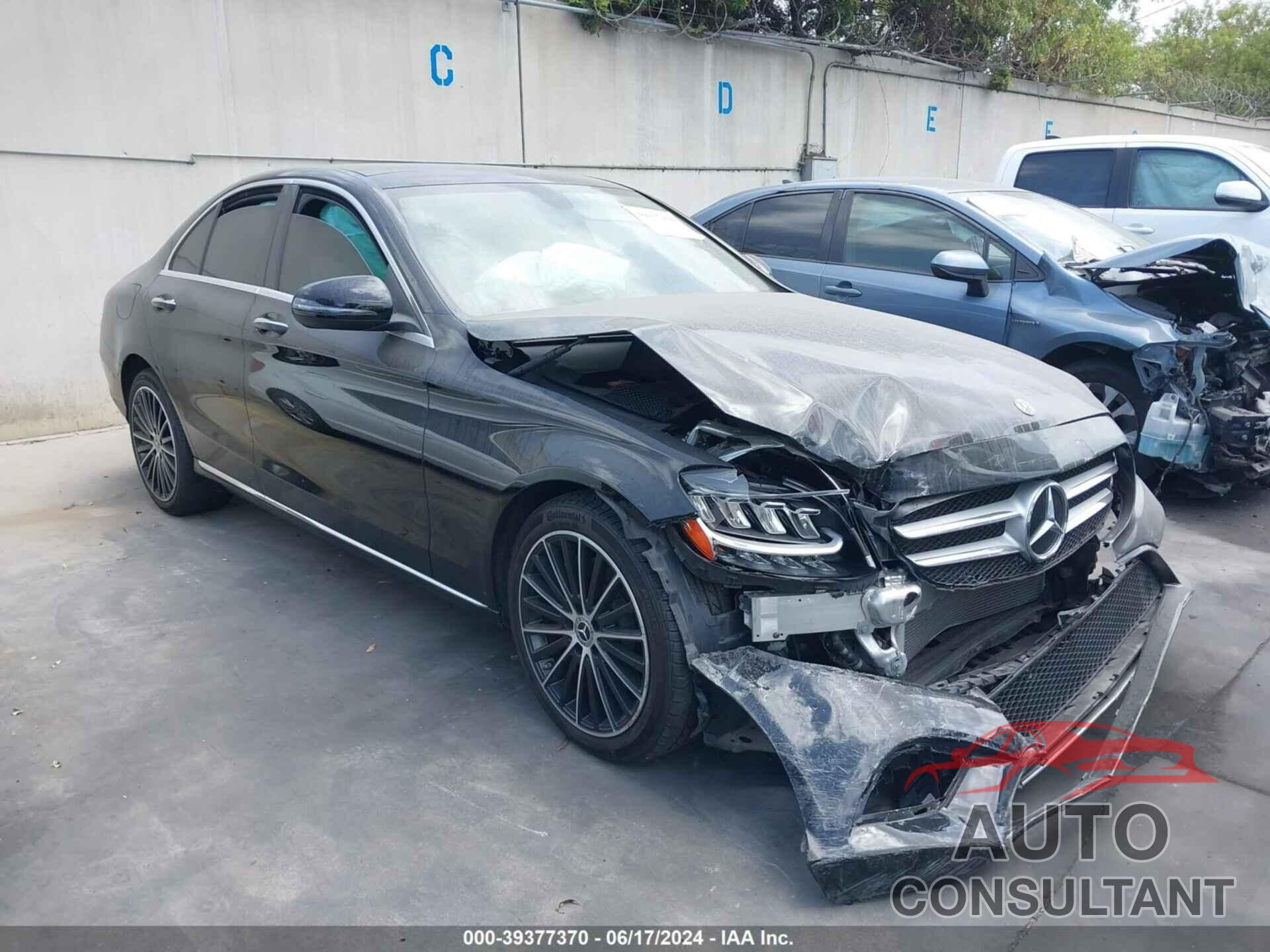 MERCEDES-BENZ C 300 2021 - W1KWF8DB8MR628043