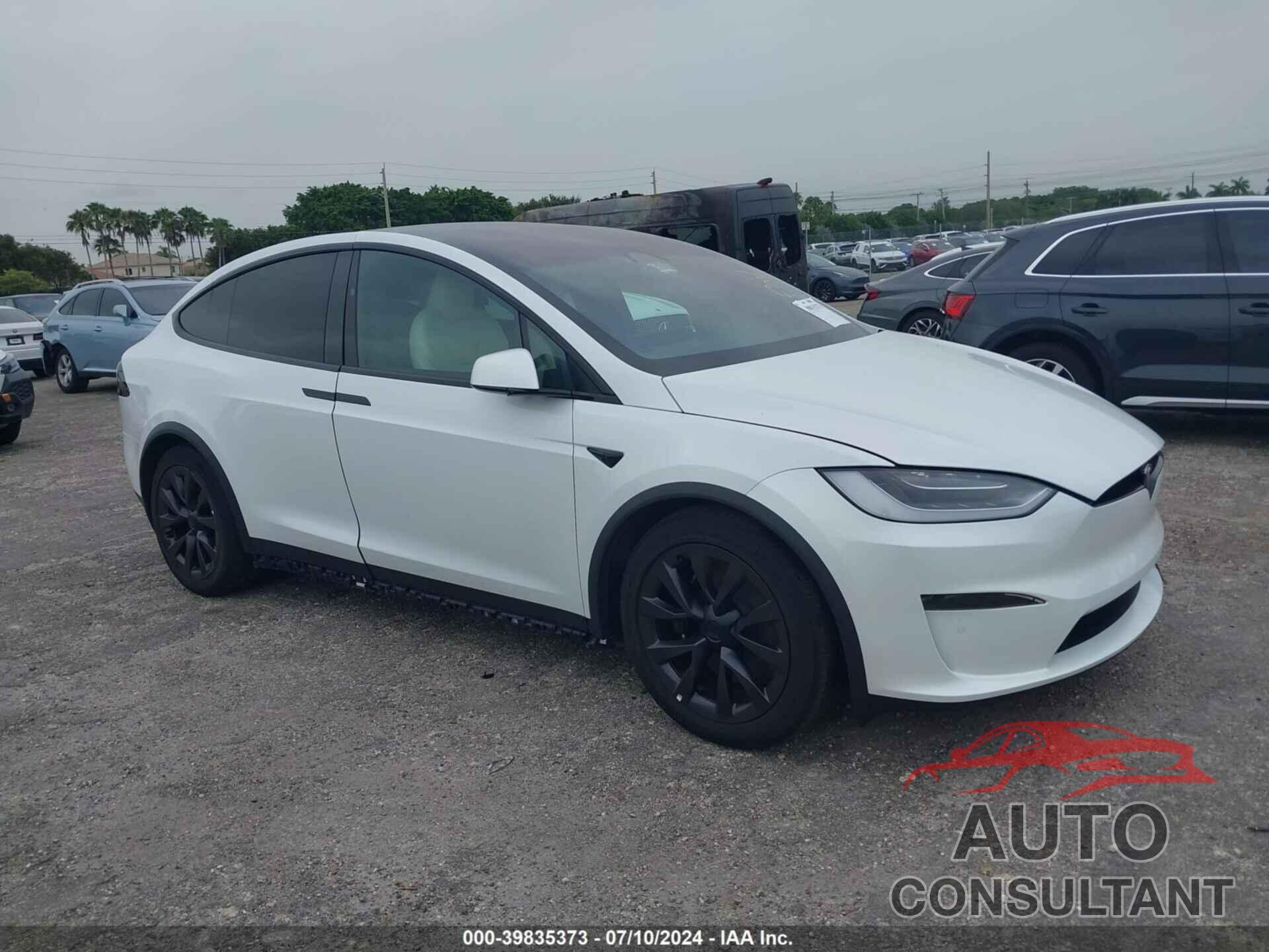 TESLA MODEL X 2022 - 7SAXCBE50NF357227