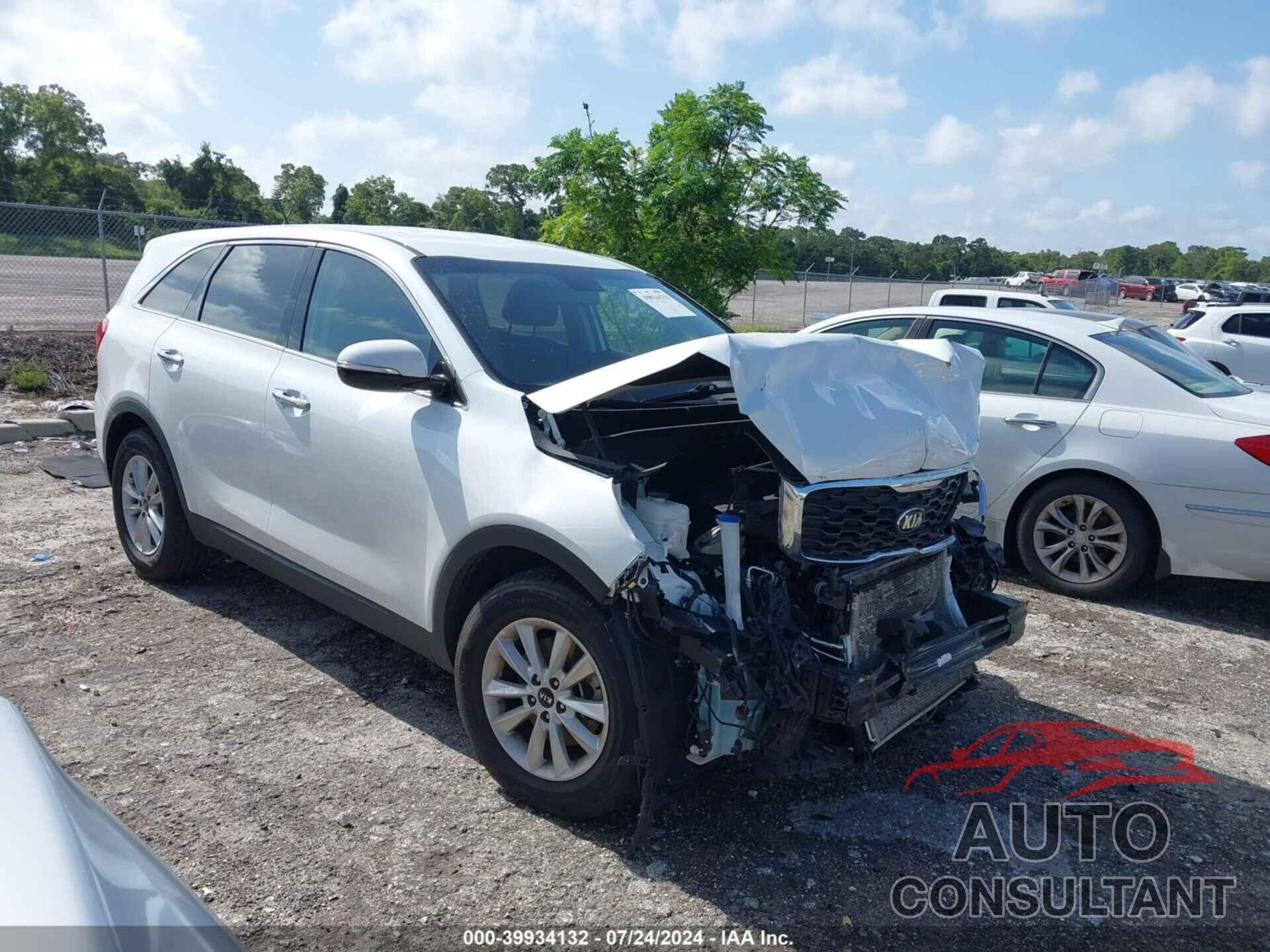 KIA SORENTO 2019 - 5XYPG4A54KG501885