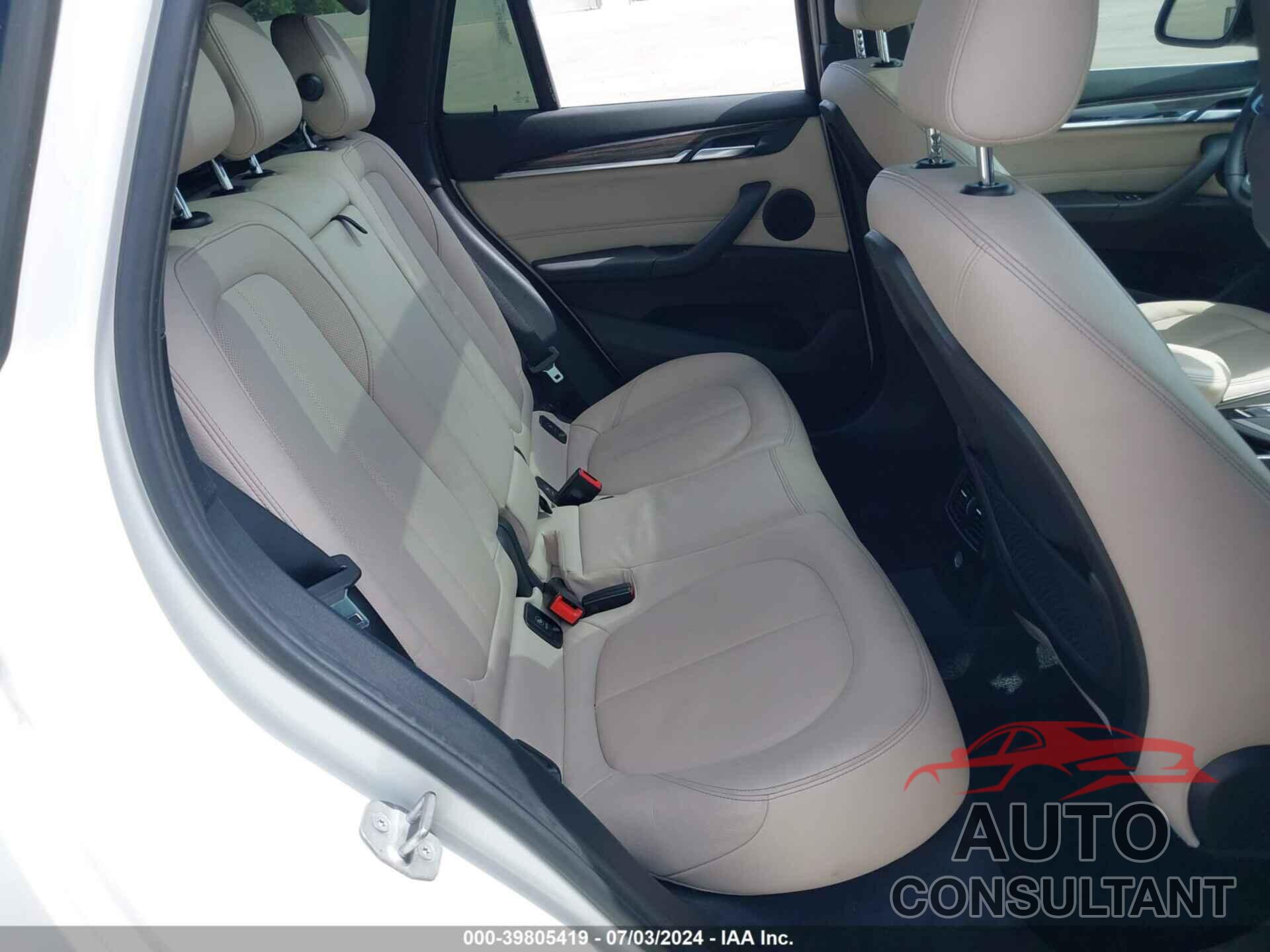 BMW X1 2016 - WBXHT3C36GP884340