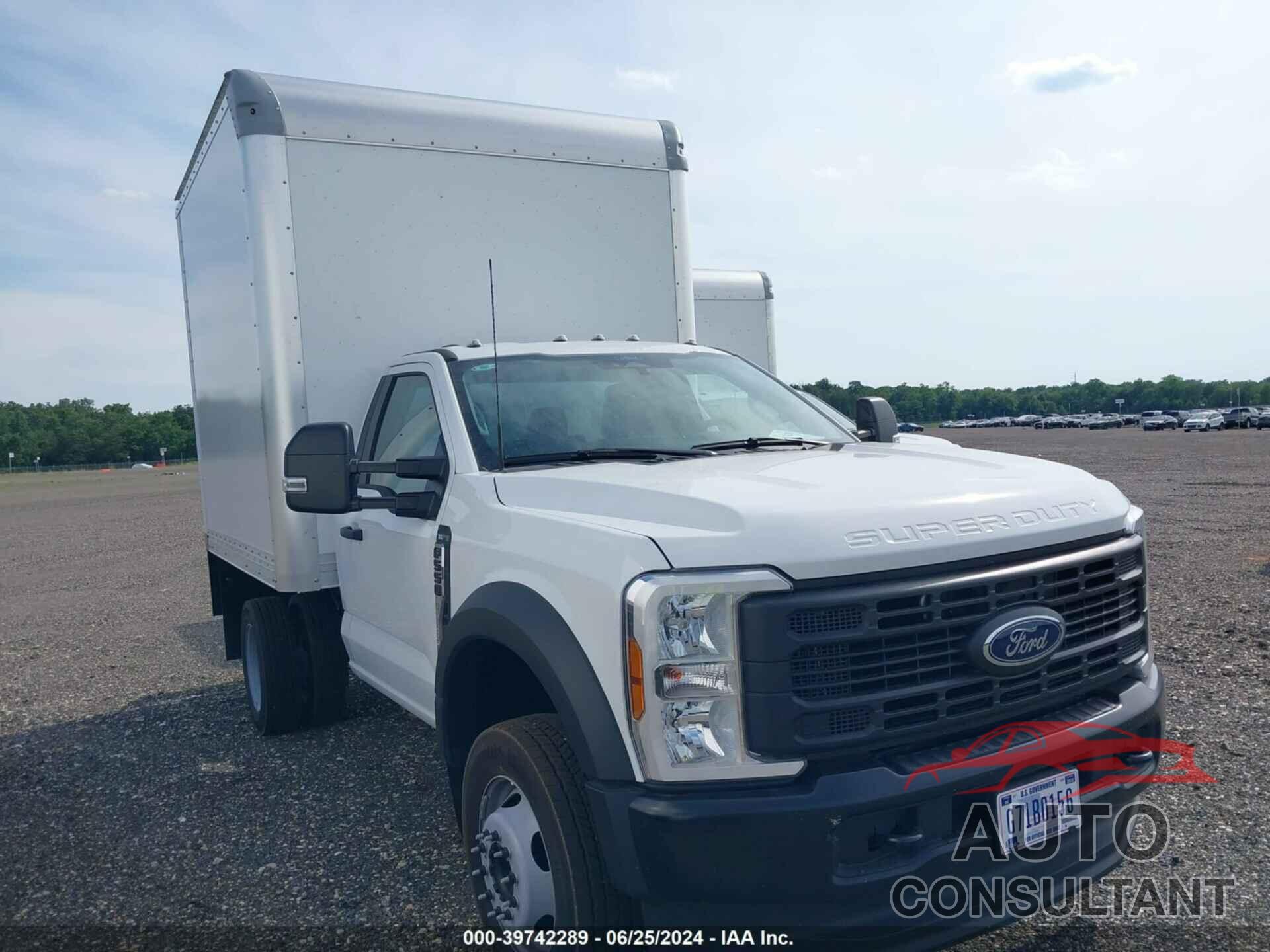 FORD F-550 CHASSIS 2024 - 1FDUF5GN3RDA13647