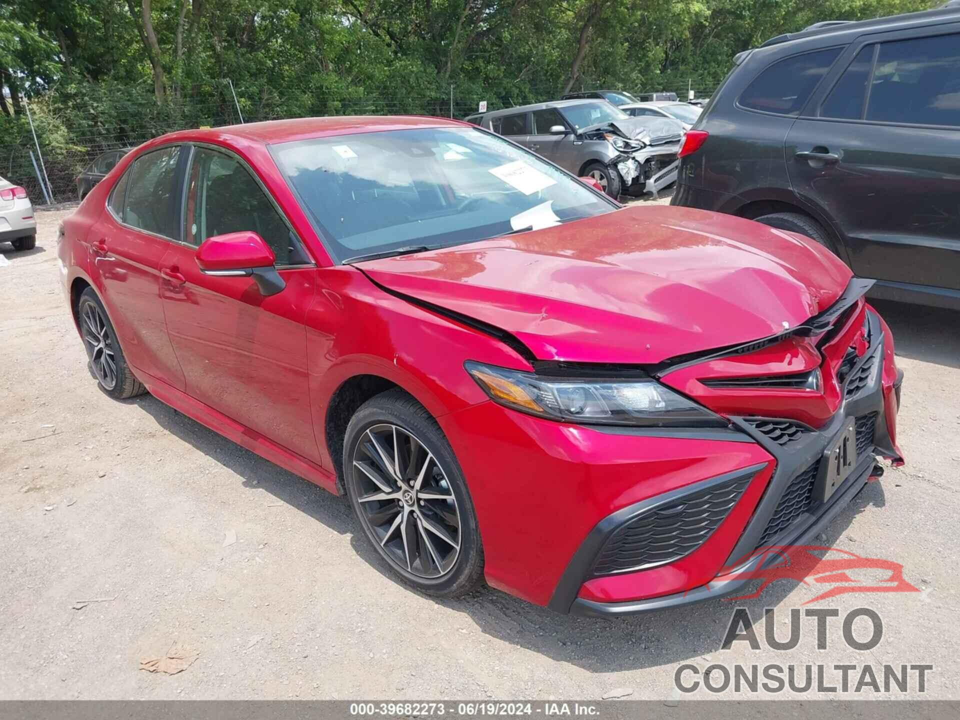 TOYOTA CAMRY 2024 - 4T1G11AK6RU241676