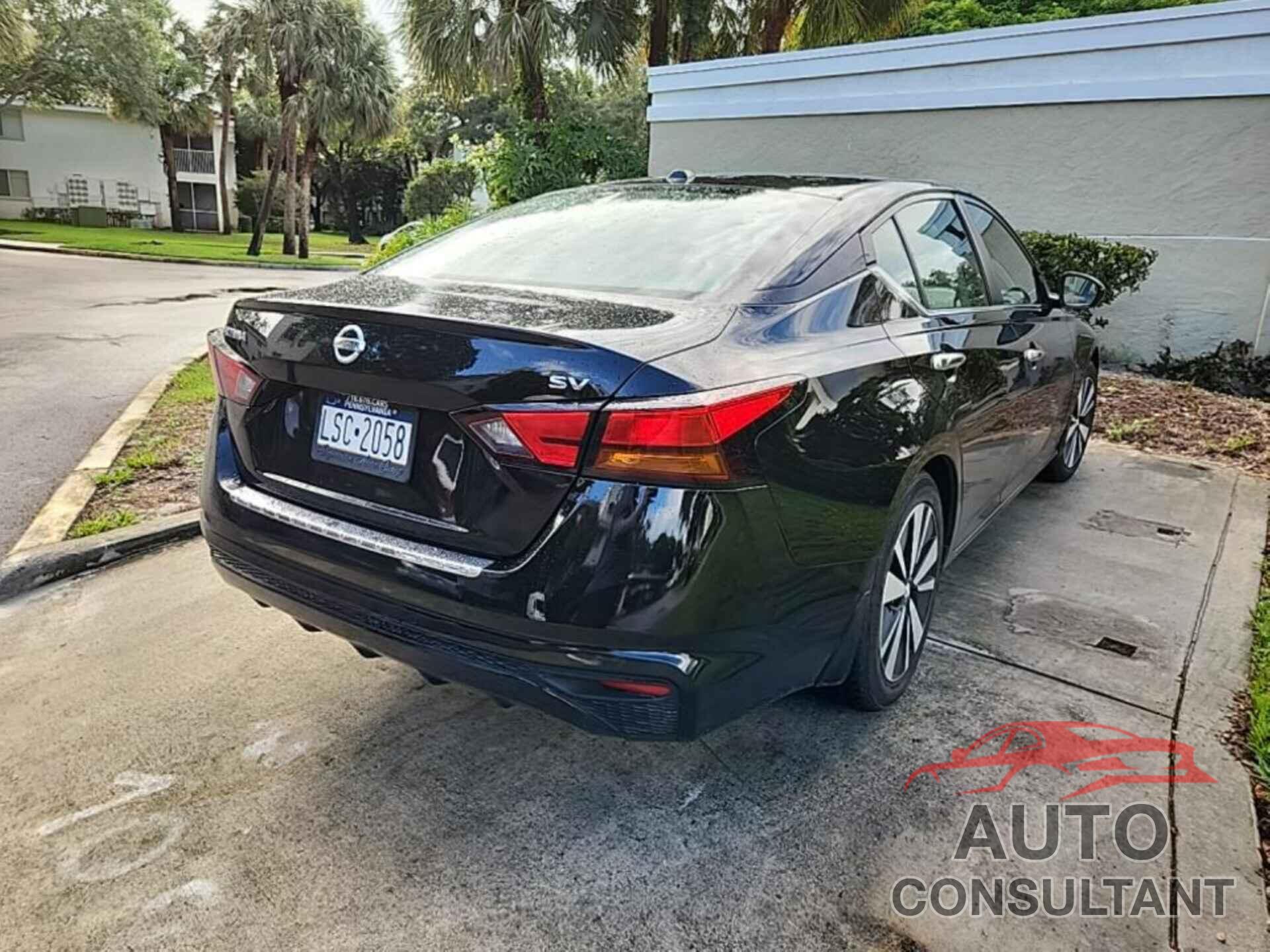 NISSAN ALTIMA 2021 - 1N4BL4DV7MN330617