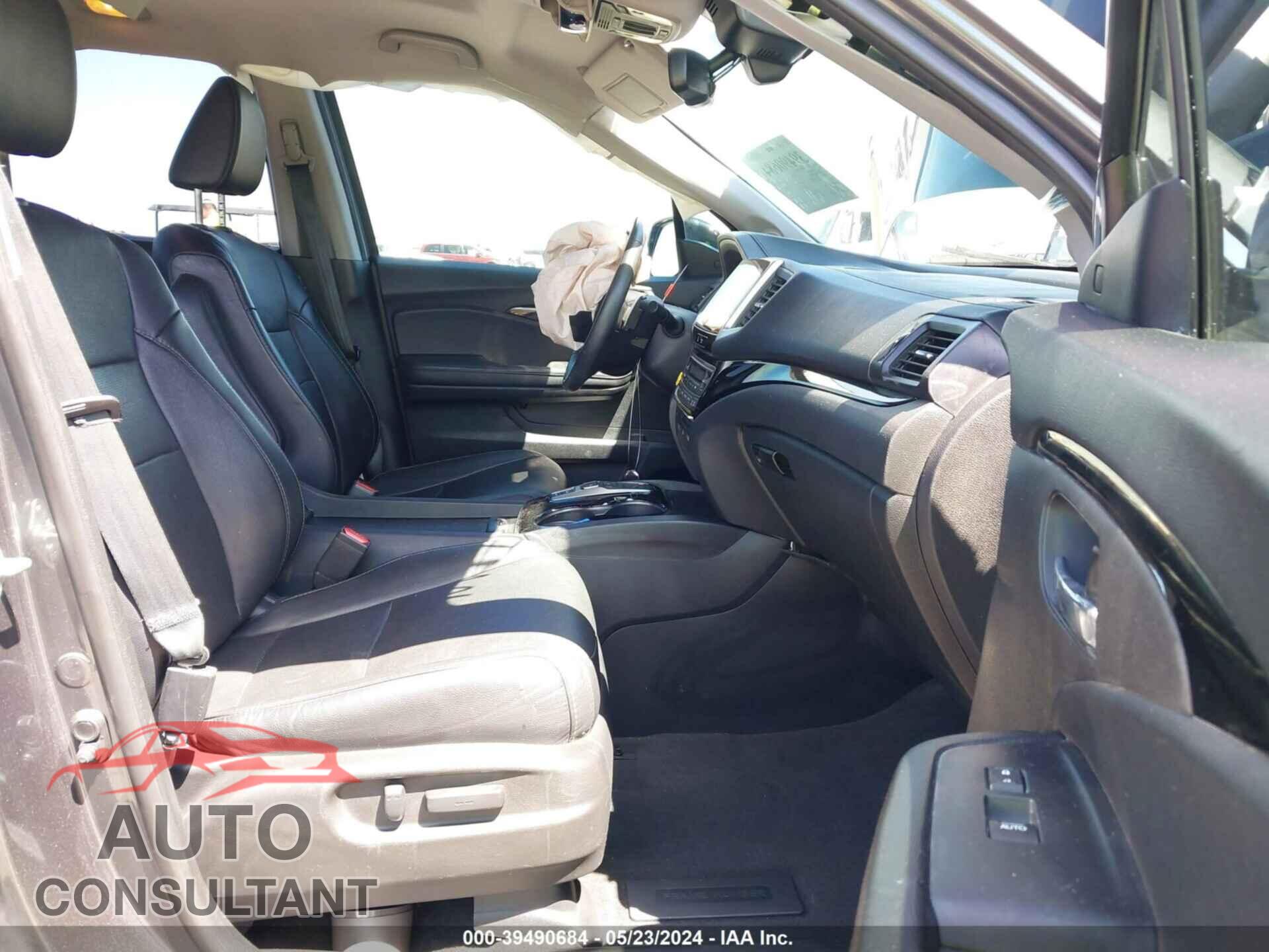 HONDA PILOT 2017 - 5FNYF6H03HB092873