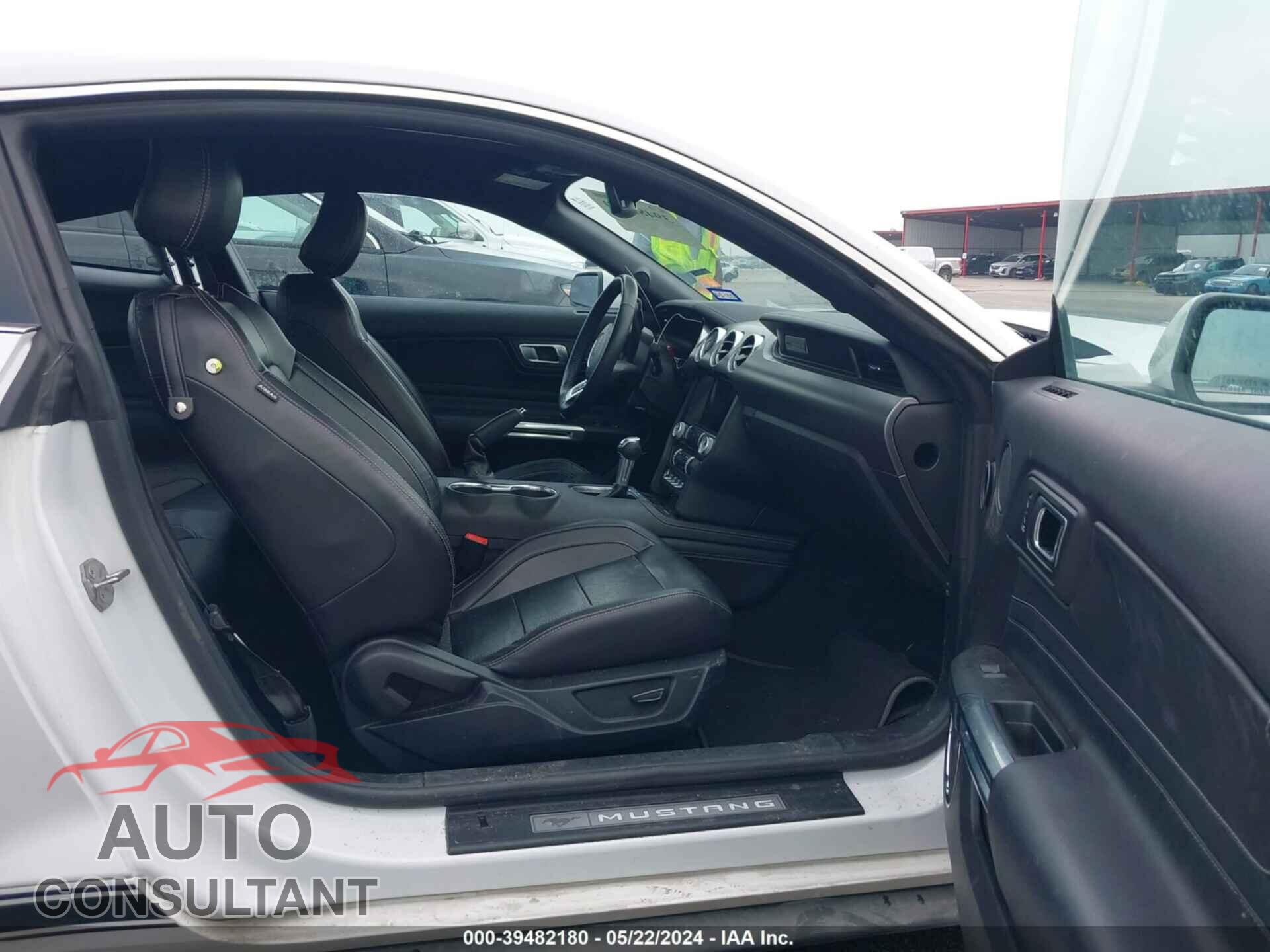 FORD MUSTANG 2021 - 1FA6P8TH8M5147610