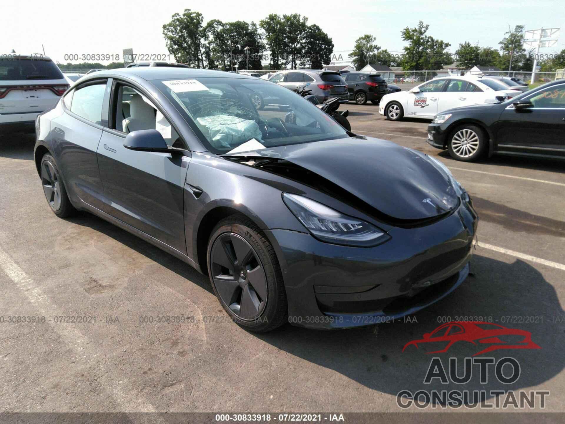 TESLA MODEL 3 2021 - 5YJ3E1EA1MF849082