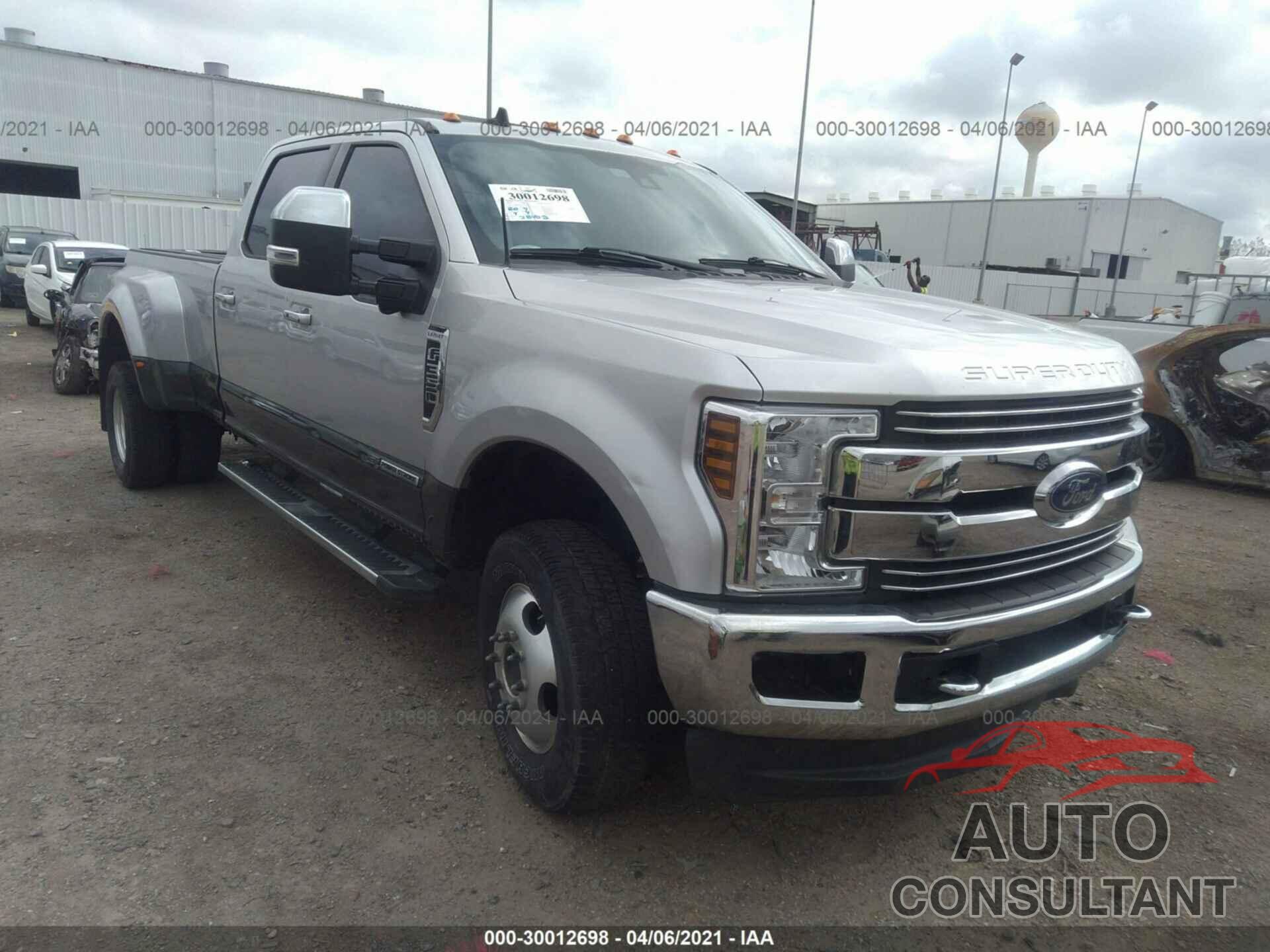 FORD SUPER DUTY F-350 DRW 2019 - 1FT8W3DT6KED25619