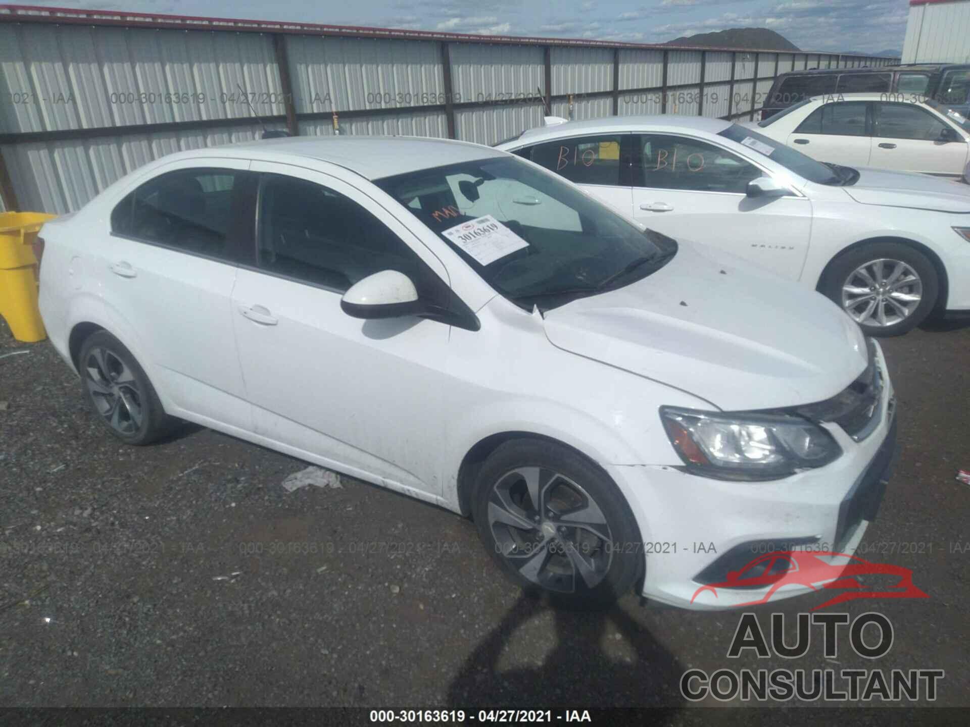 CHEVROLET SONIC 2017 - 1G1JF5SB3H4124310