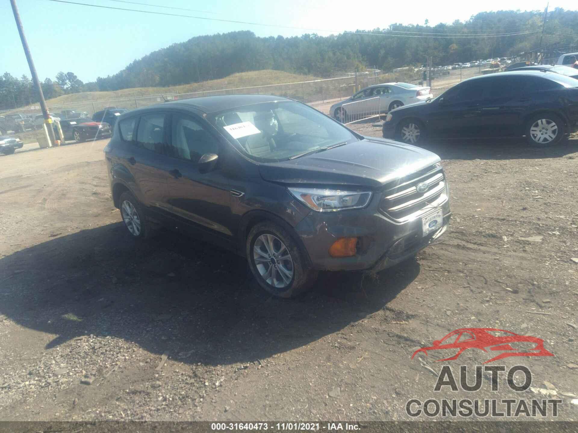 FORD ESCAPE 2017 - 1FMCU0F74HUB49873
