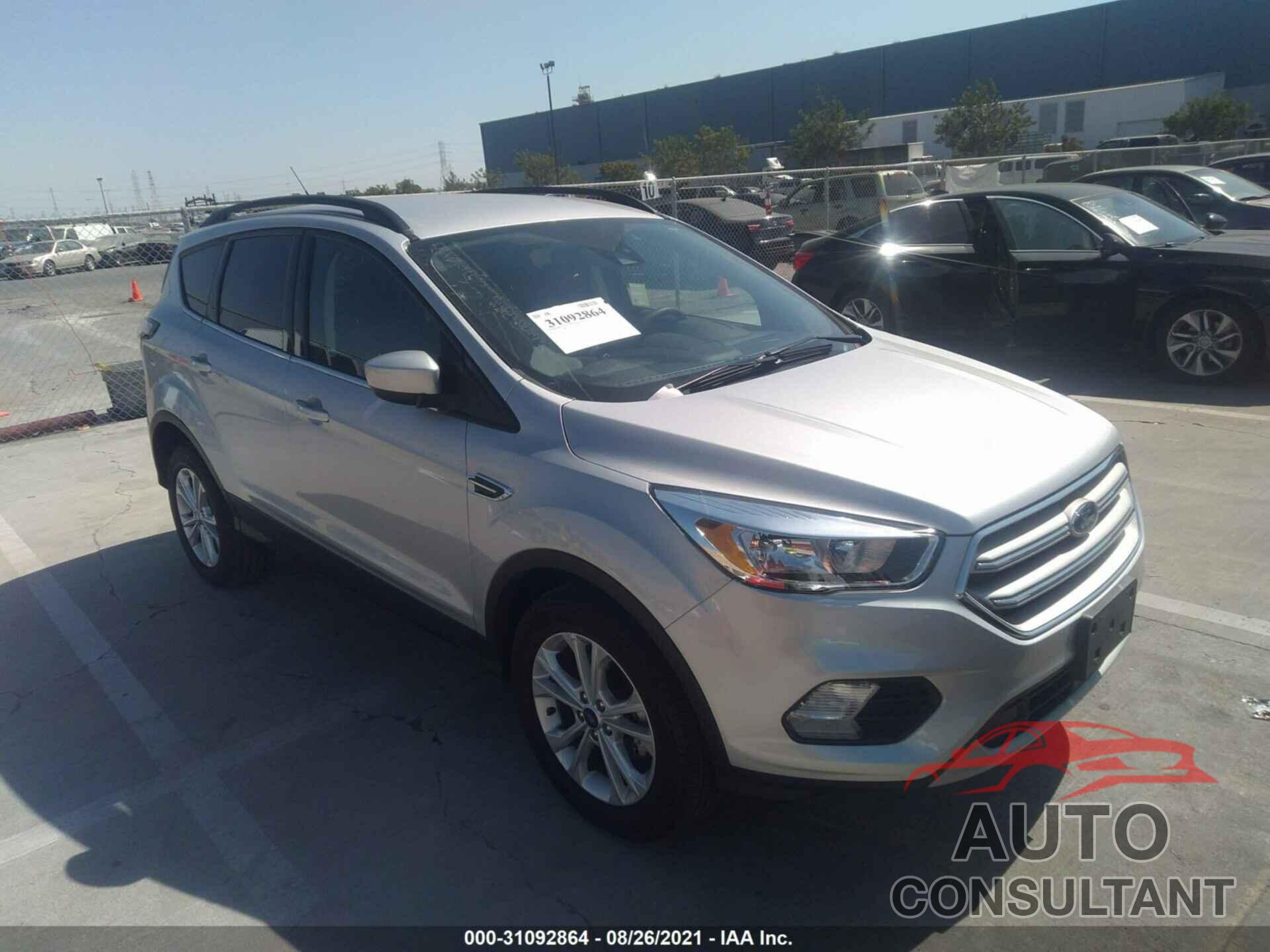 FORD ESCAPE 2018 - 1FMCU0GD5JUD08006