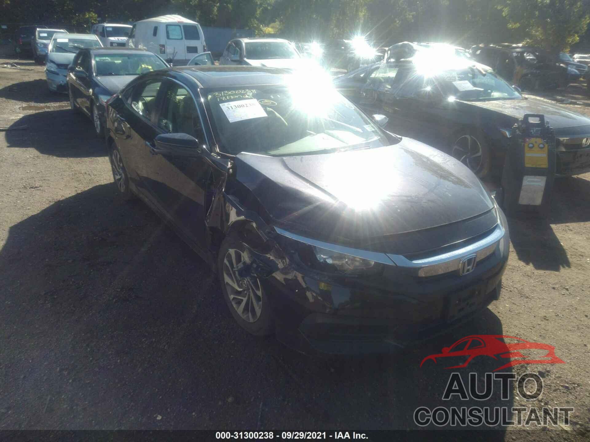 HONDA CIVIC SEDAN 2018 - 2HGFC2F73JH511105