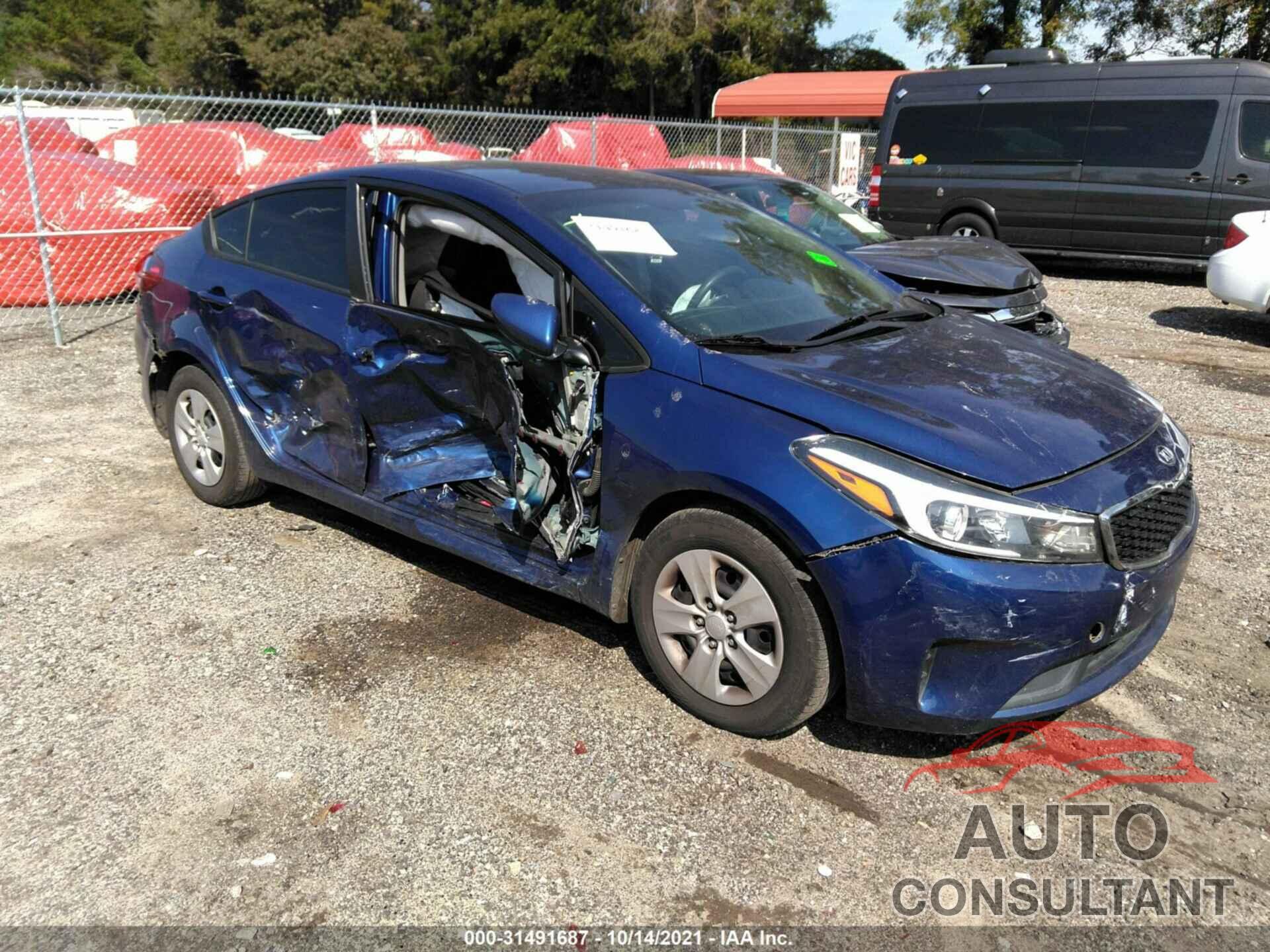 KIA FORTE 2018 - 3KPFK4A77JE196700