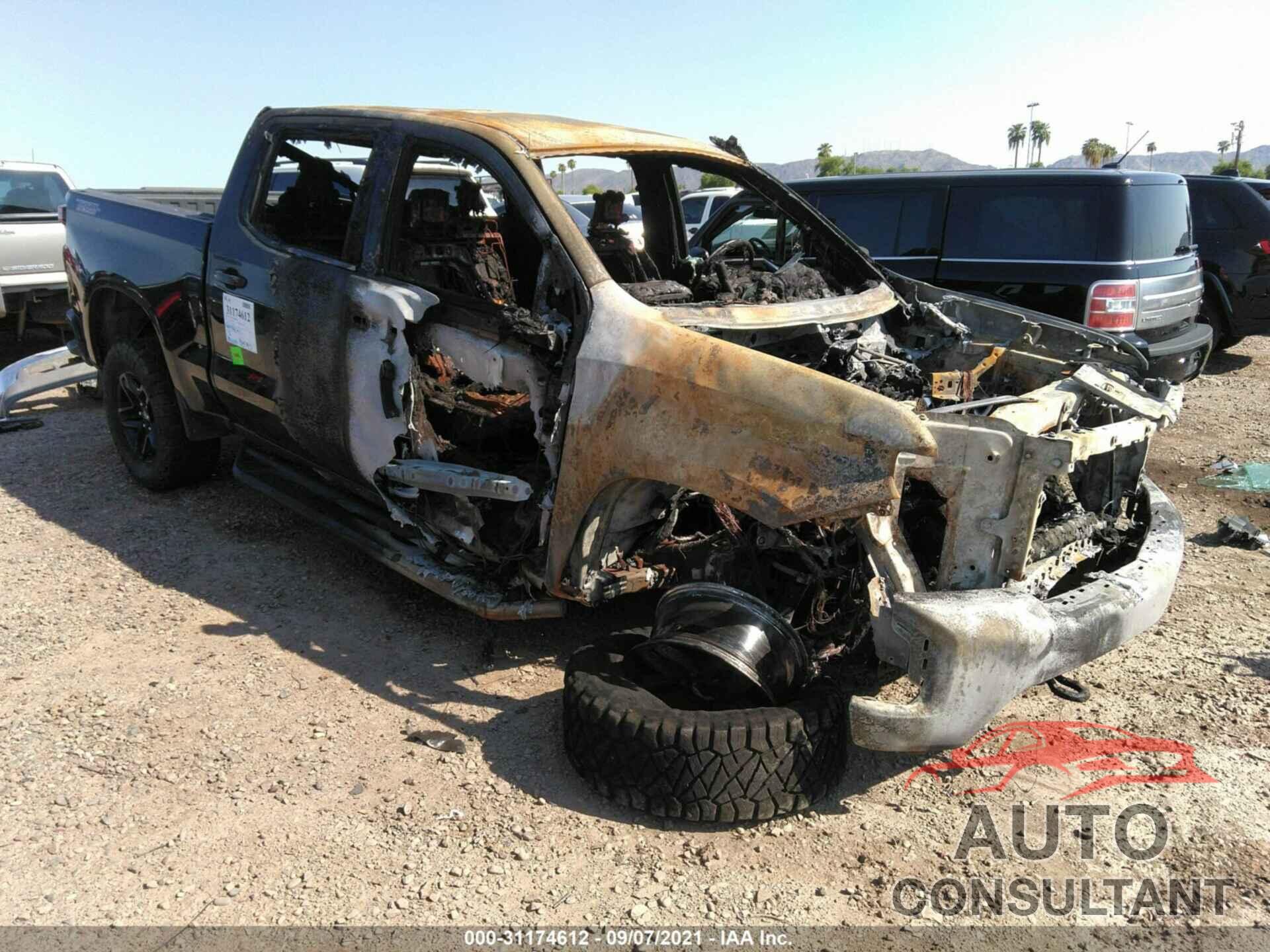 CHEVROLET SILVERADO 1500 2019 - 1GCPYFED5KZ151405