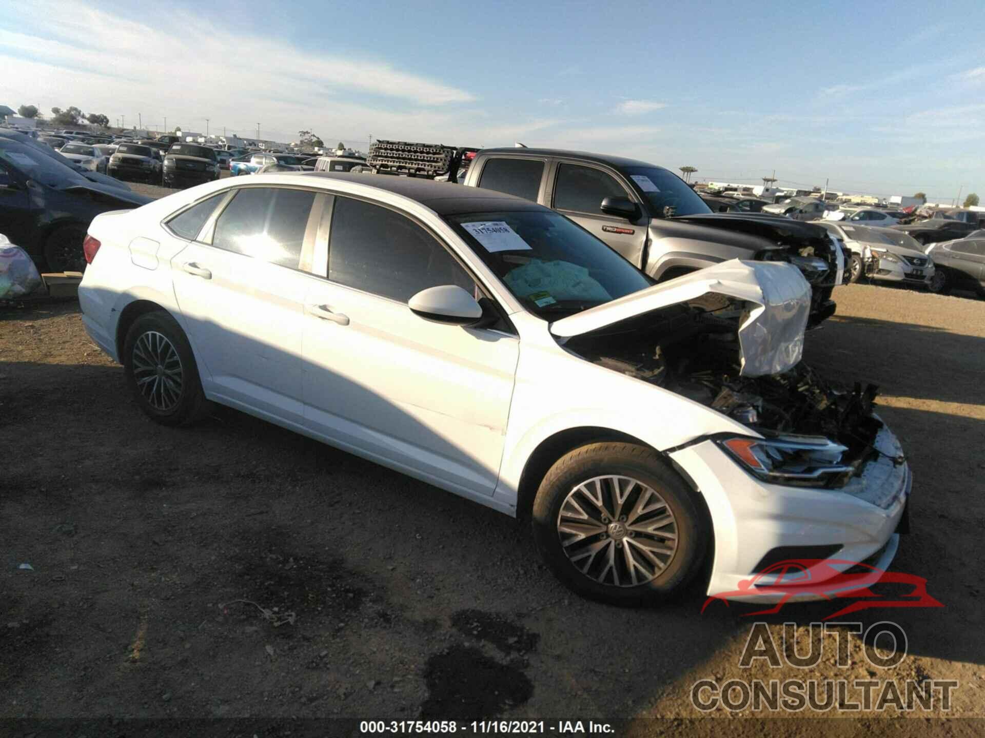 VOLKSWAGEN JETTA 2019 - 3VWC57BUXKM165574