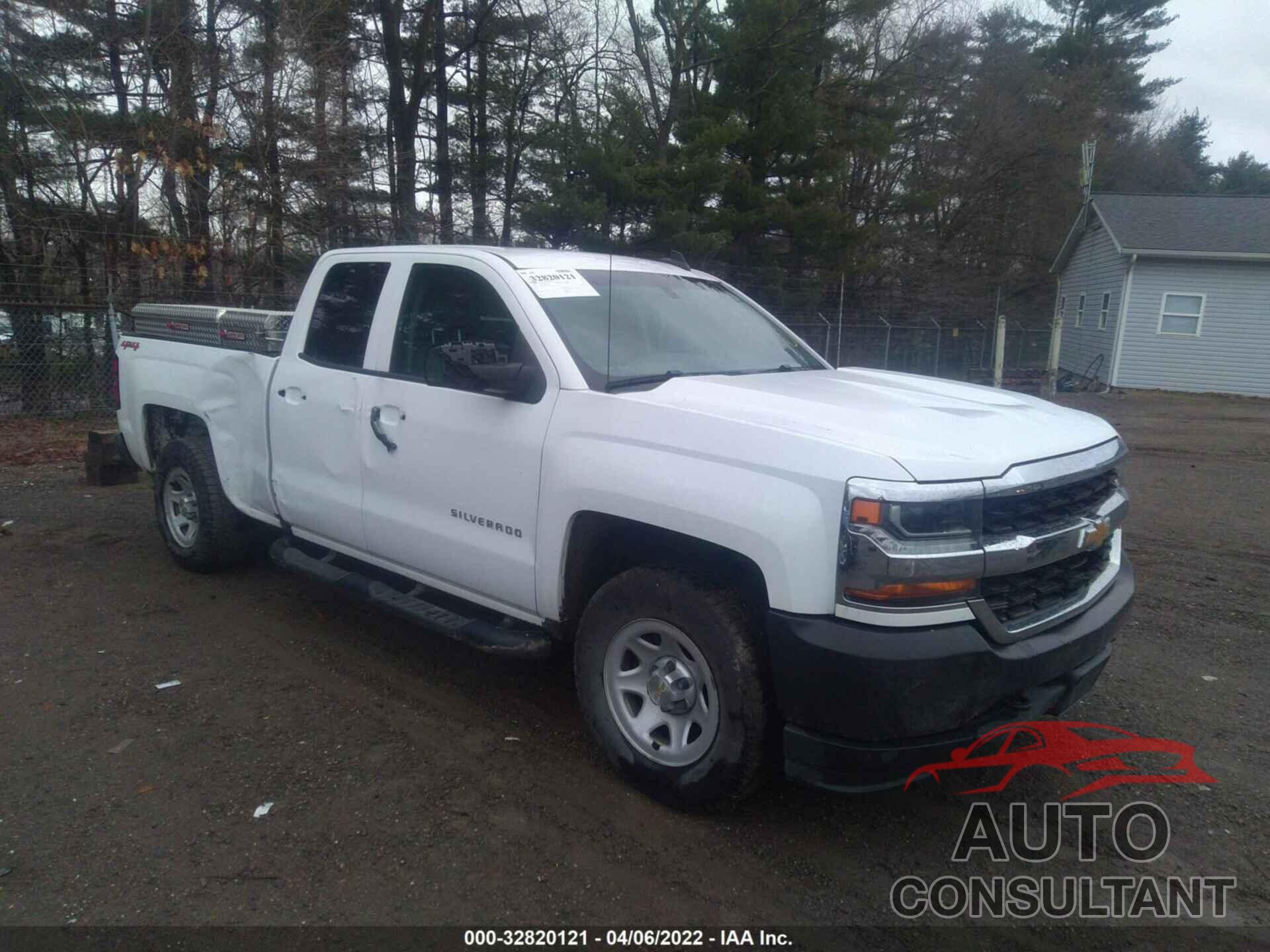 CHEVROLET SILVERADO 1500 2017 - 1GCVKNEC4HZ391306