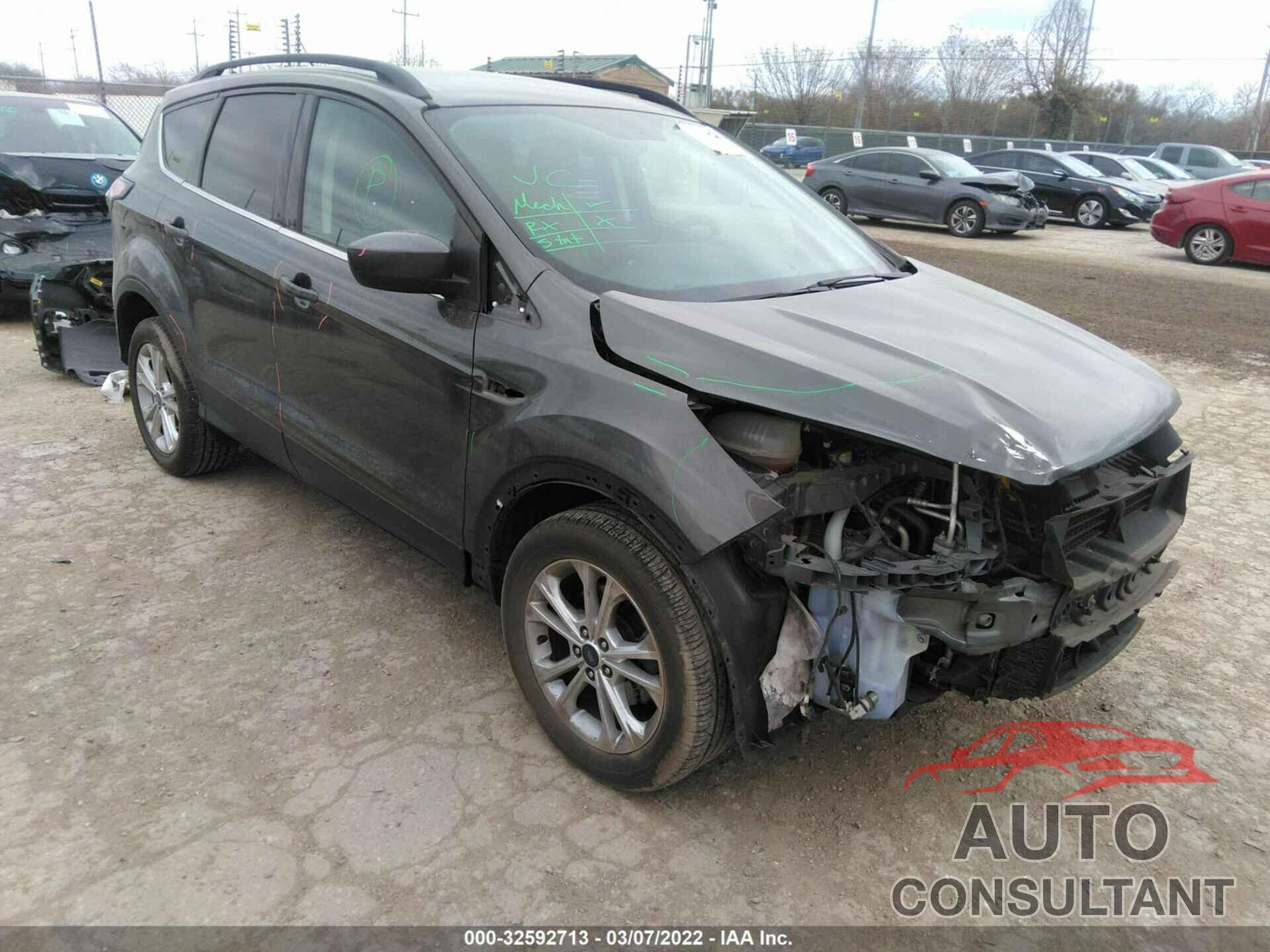 FORD ESCAPE 2017 - 1FMCU0GD8HUB90785