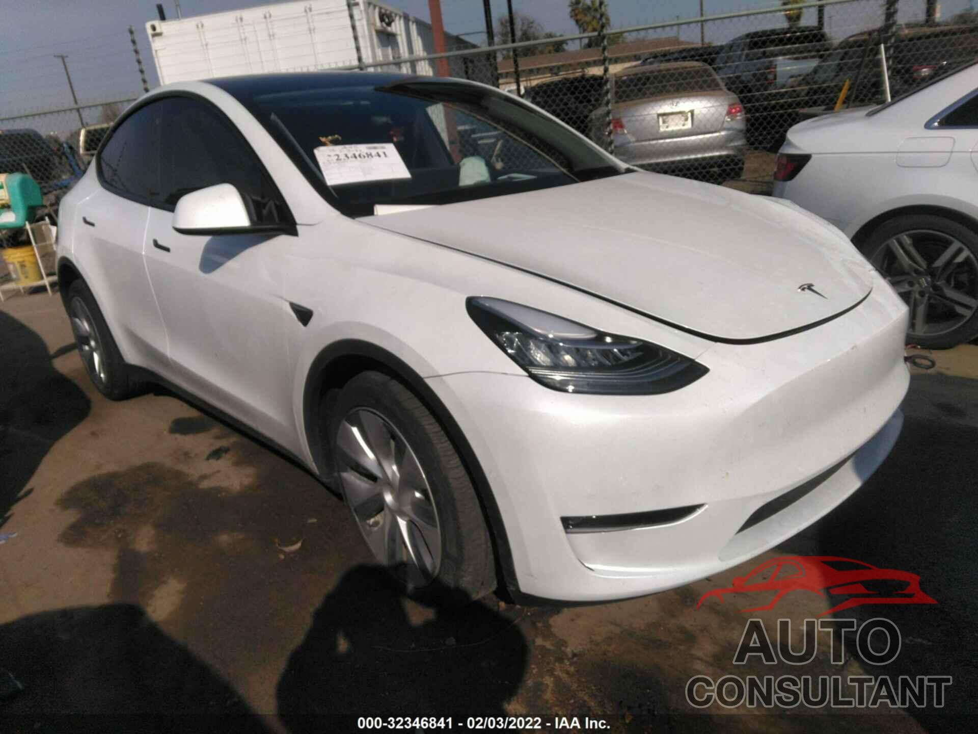 TESLA MODEL Y 2021 - 5YJYGAEE3MF297555