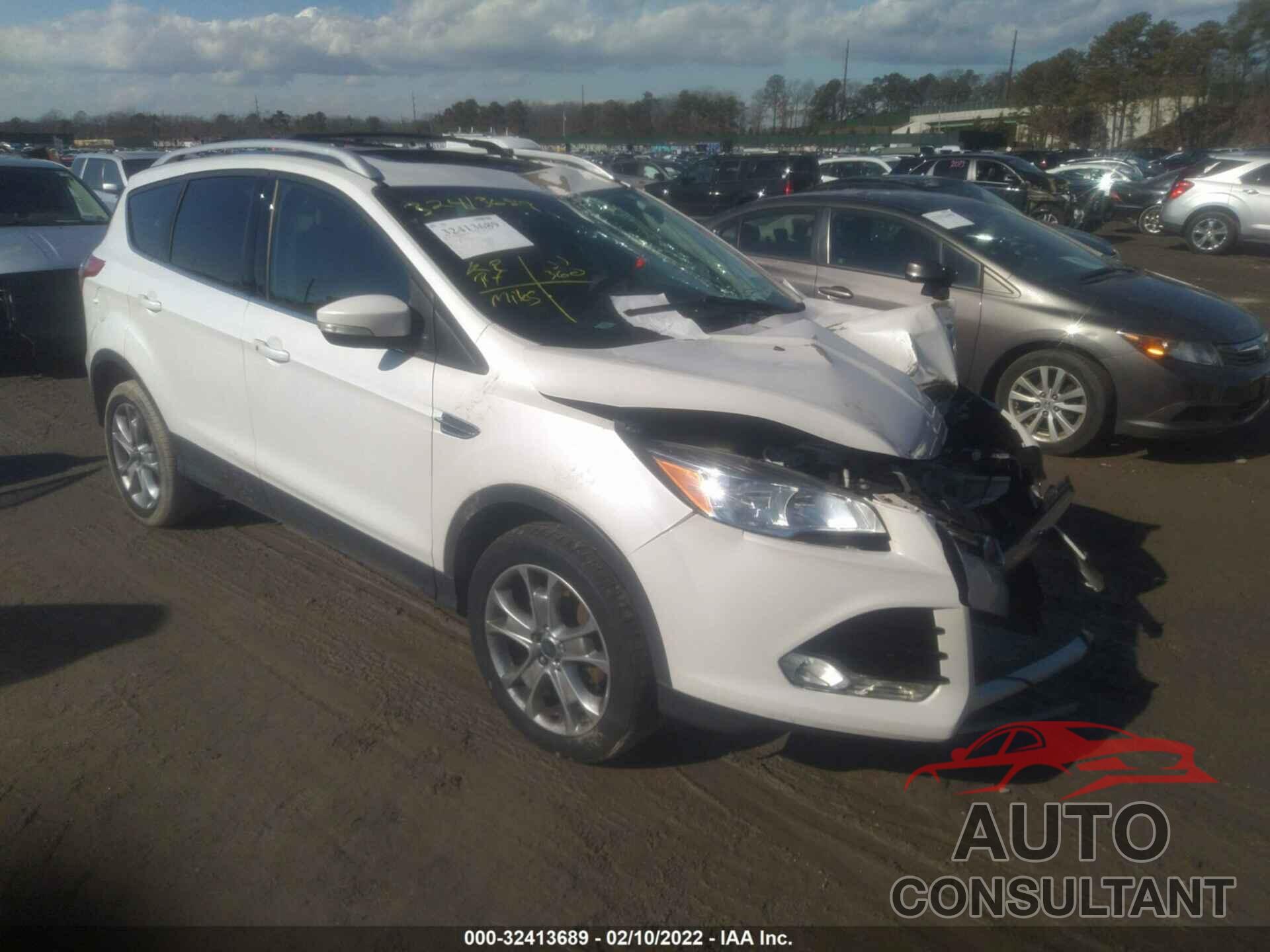 FORD ESCAPE 2016 - 1FMCU9J97GUC32399