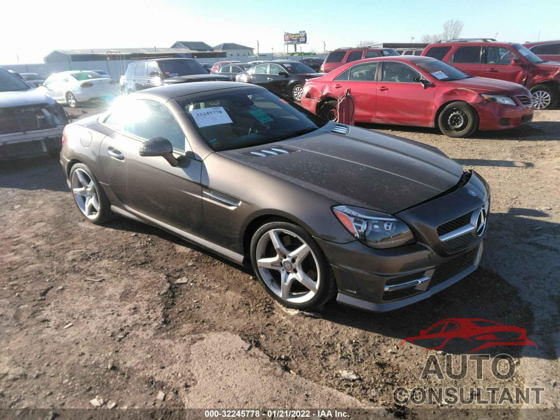 MERCEDES-BENZ SLK 2016 - WDDPK3JA2GF119859