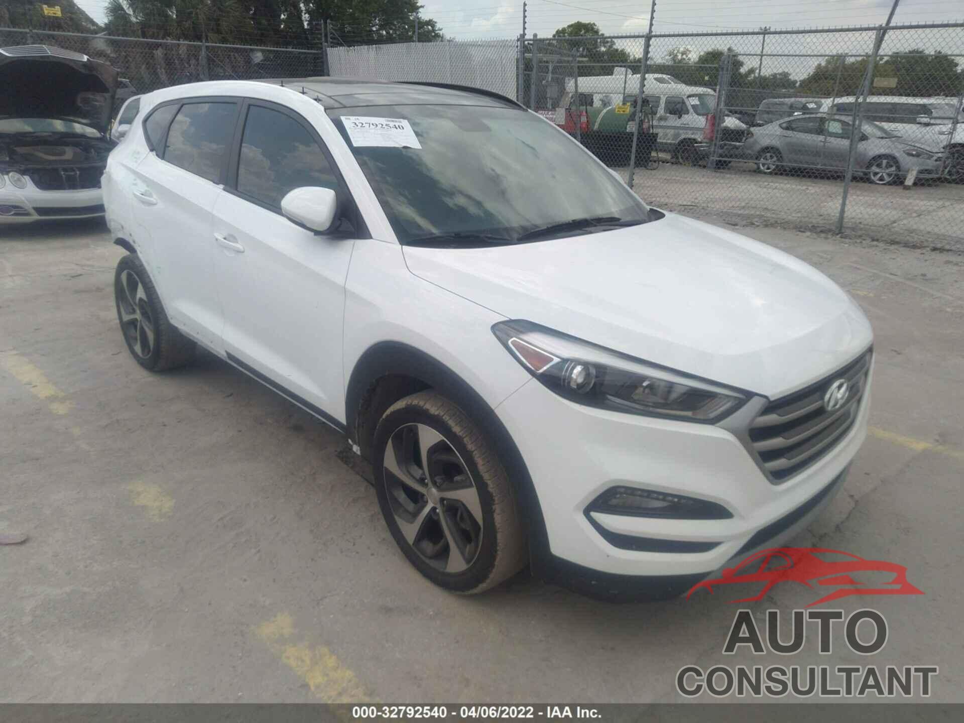 HYUNDAI TUCSON 2018 - KM8J33A25JU763358