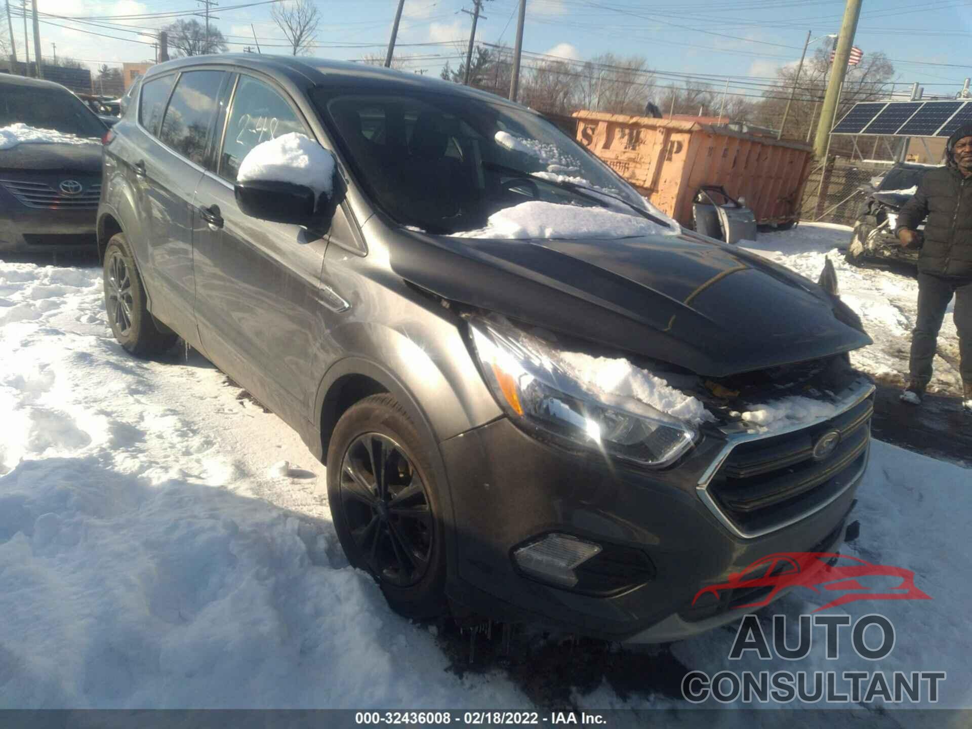 FORD ESCAPE 2019 - 1FMCU9GD1KUA33711