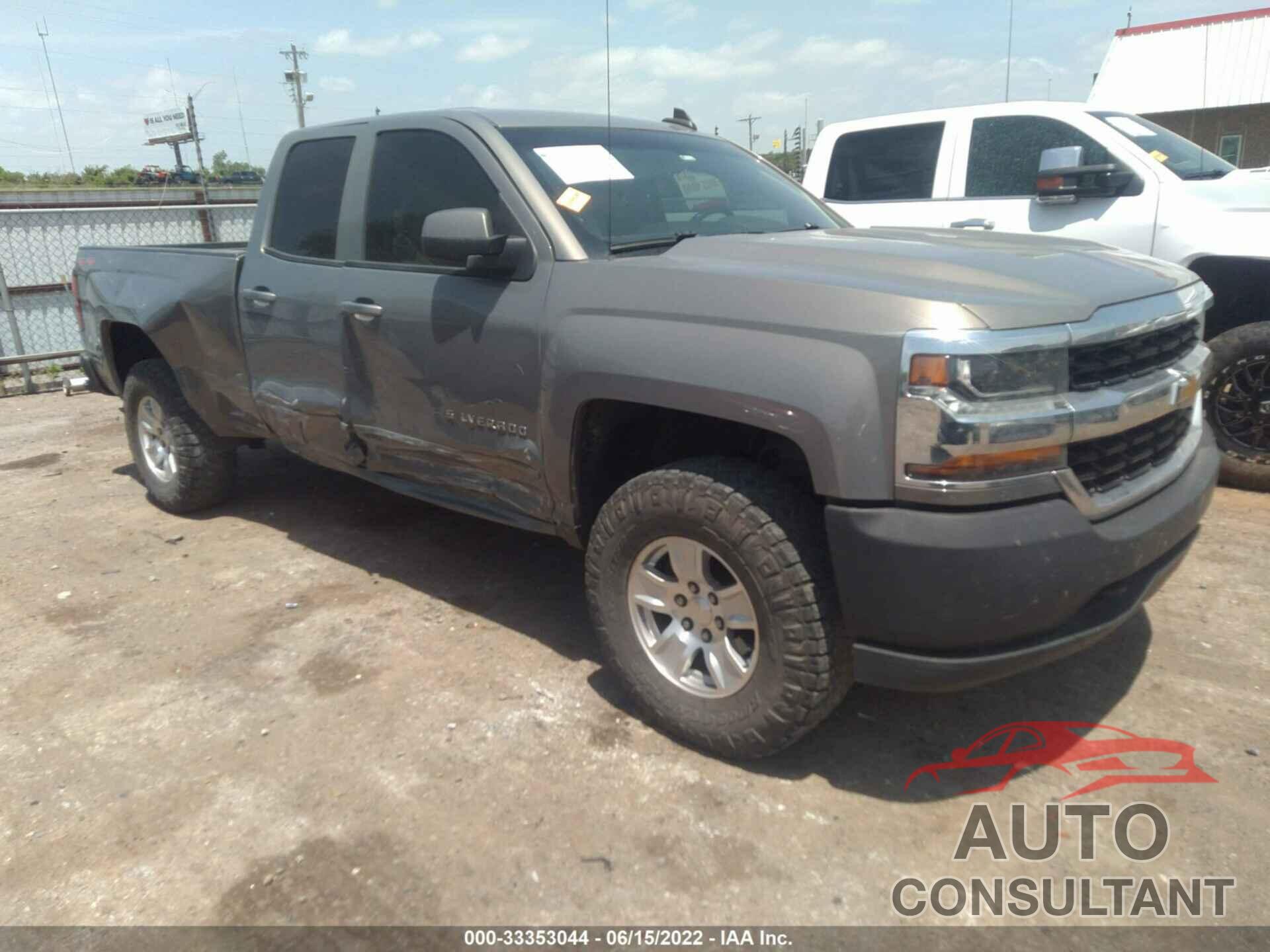 CHEVROLET SILVERADO 1500 2017 - 1GCVKREC9HZ214192