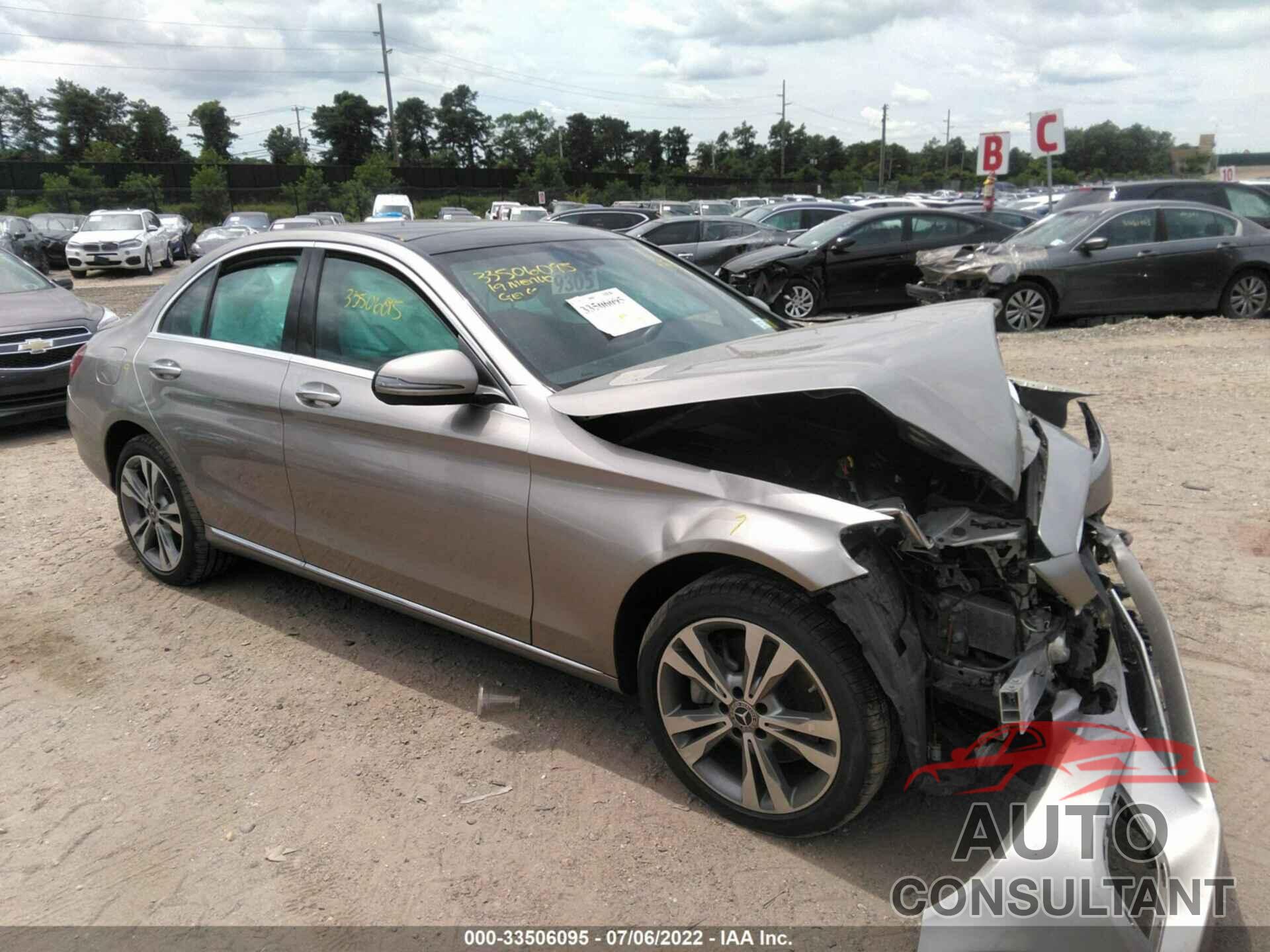 MERCEDES-BENZ C-CLASS 2019 - 55SWF8EB9KU284443